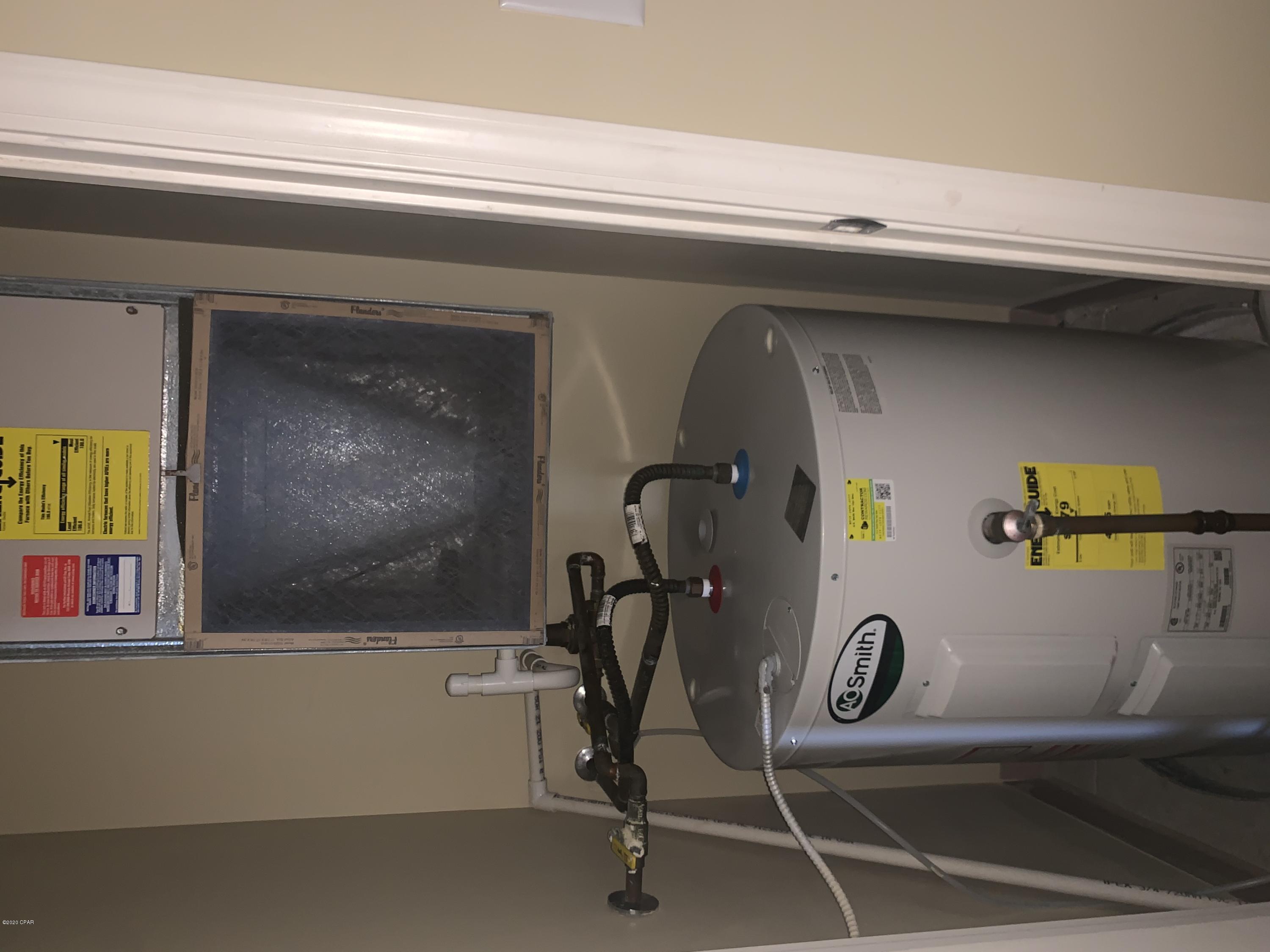 Splash Condo - Residential