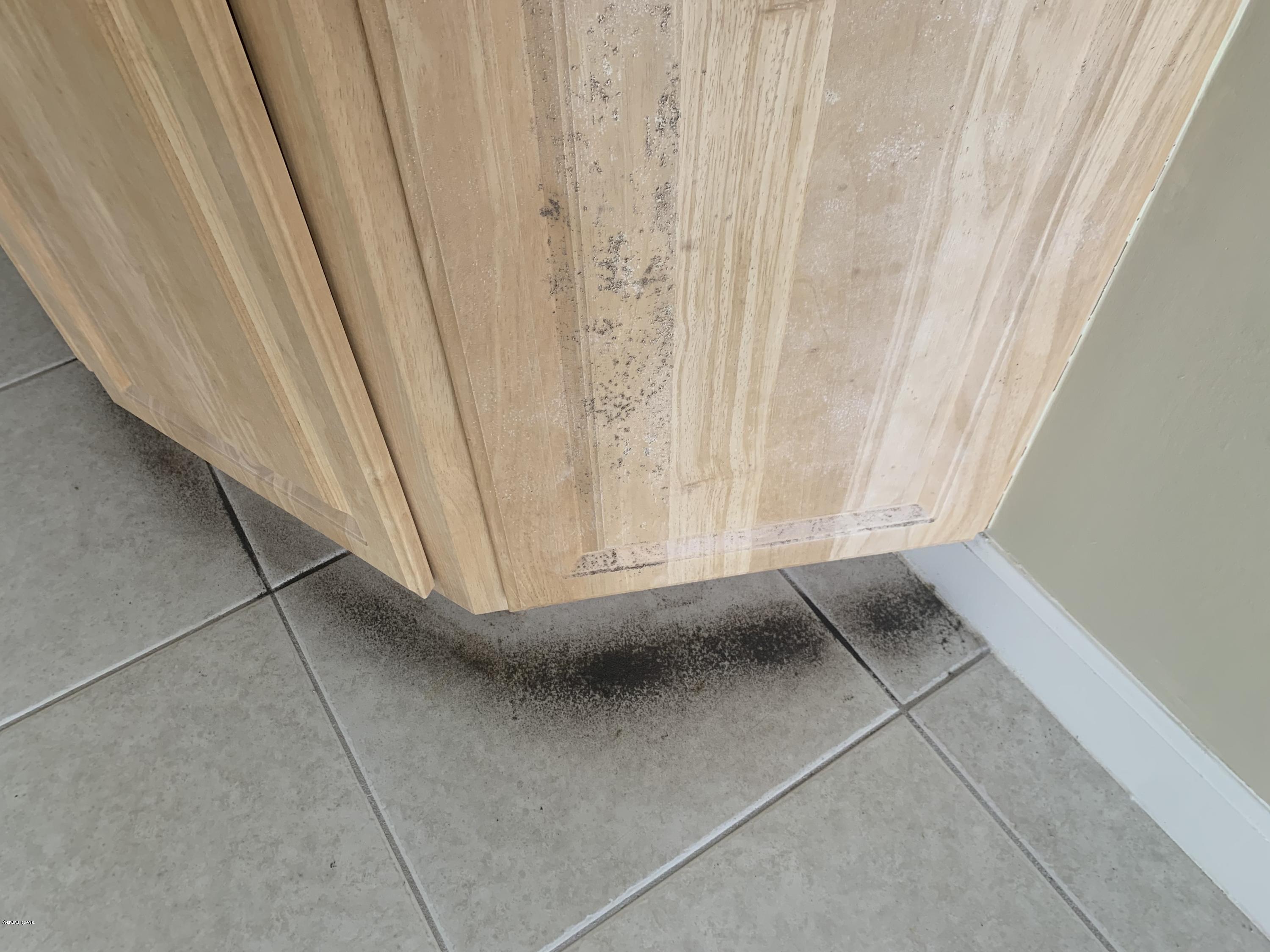 Splash Condo - Residential