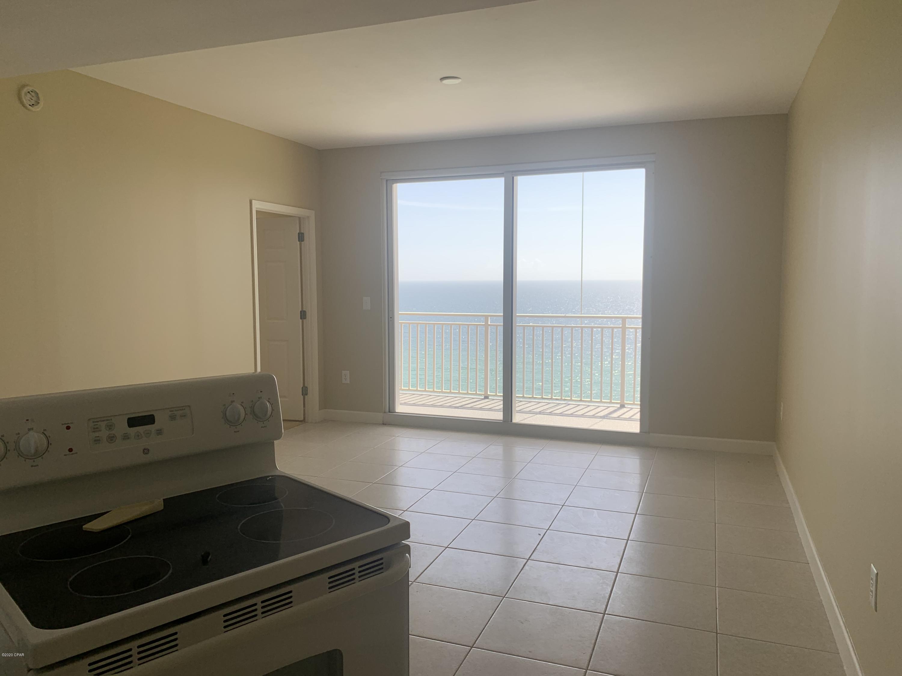 Splash Condo - Residential