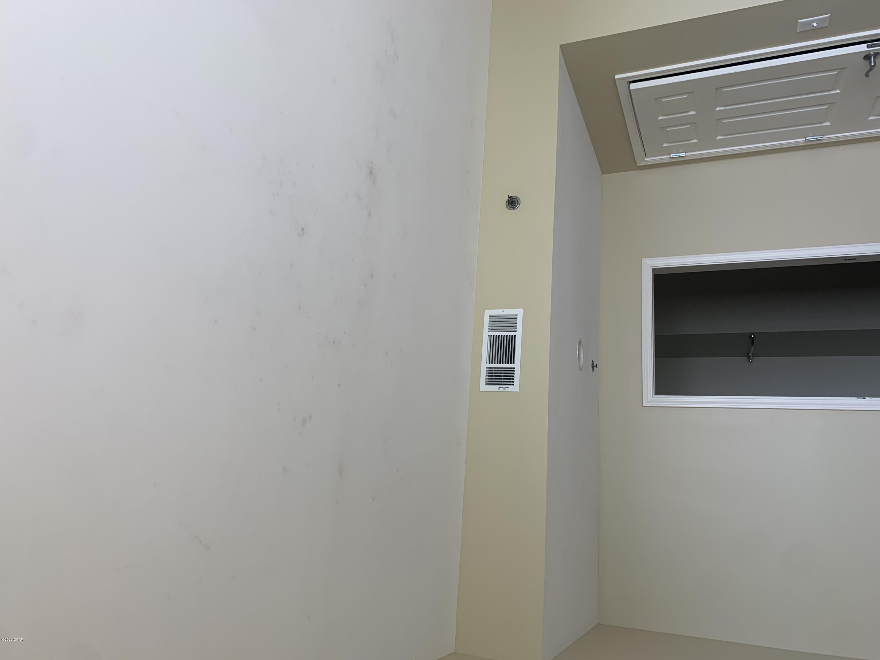 Splash Condo - Residential