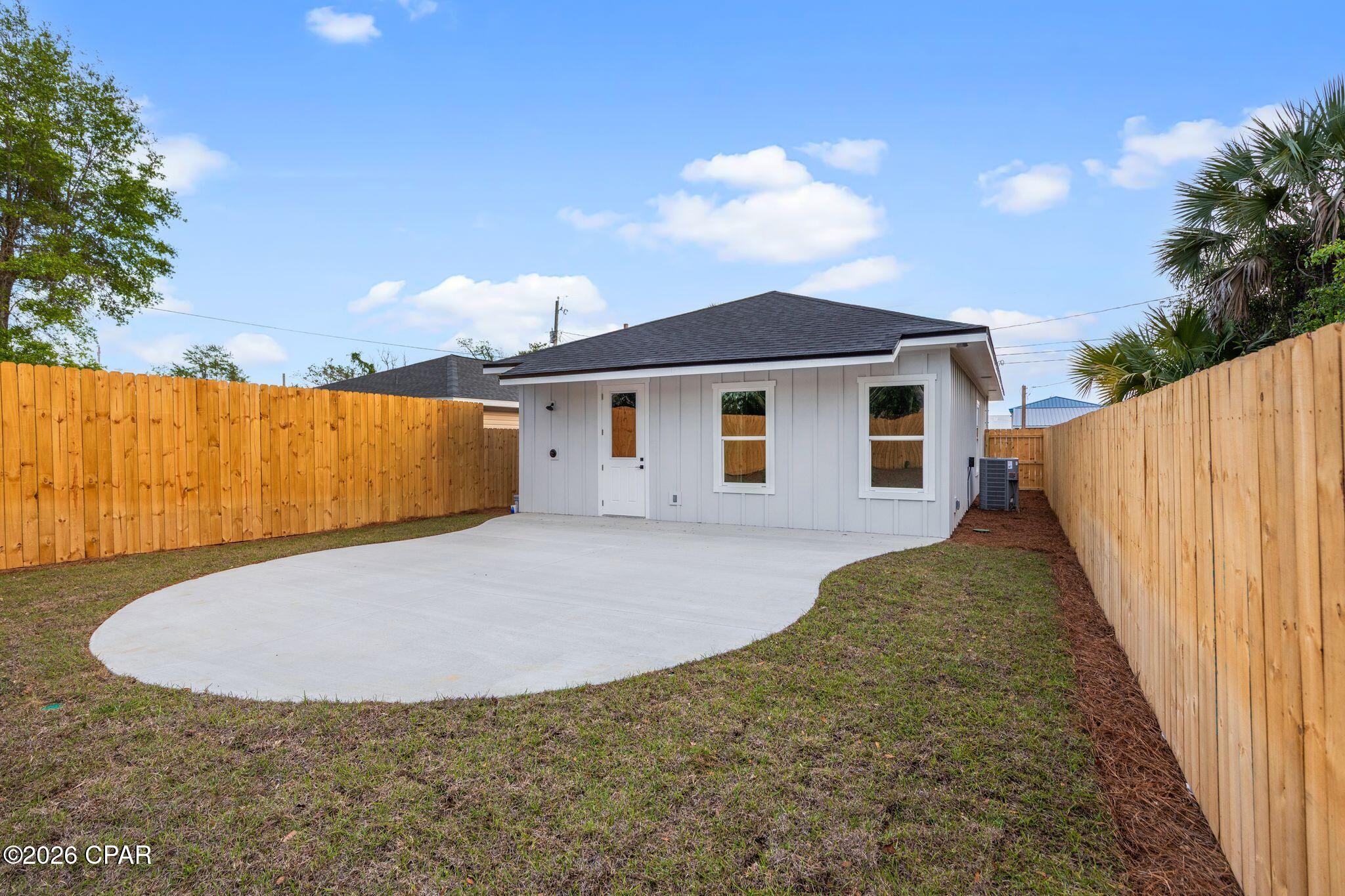 [No Recorded Subdiv] - Residential