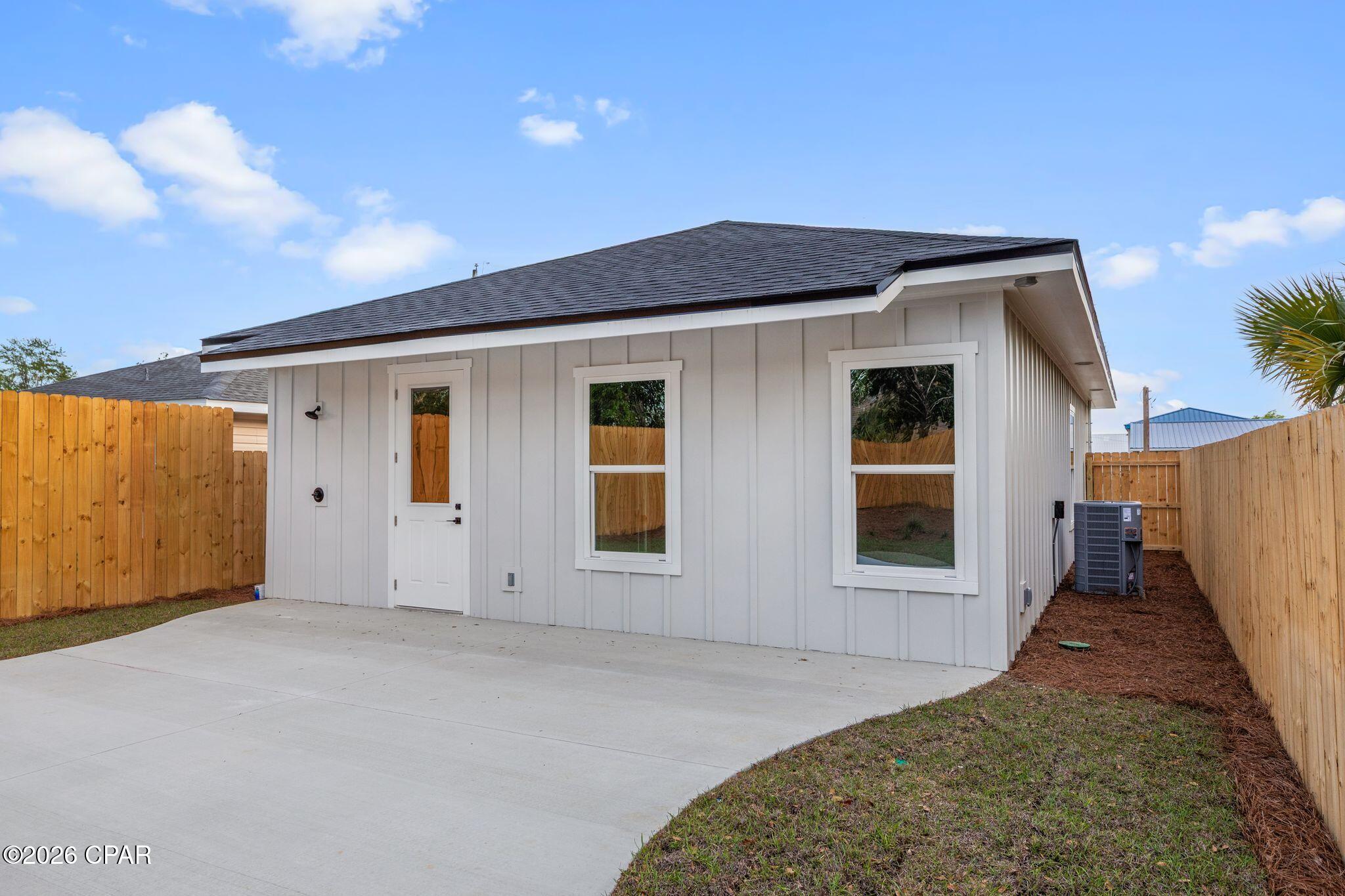 [No Recorded Subdiv] - Residential