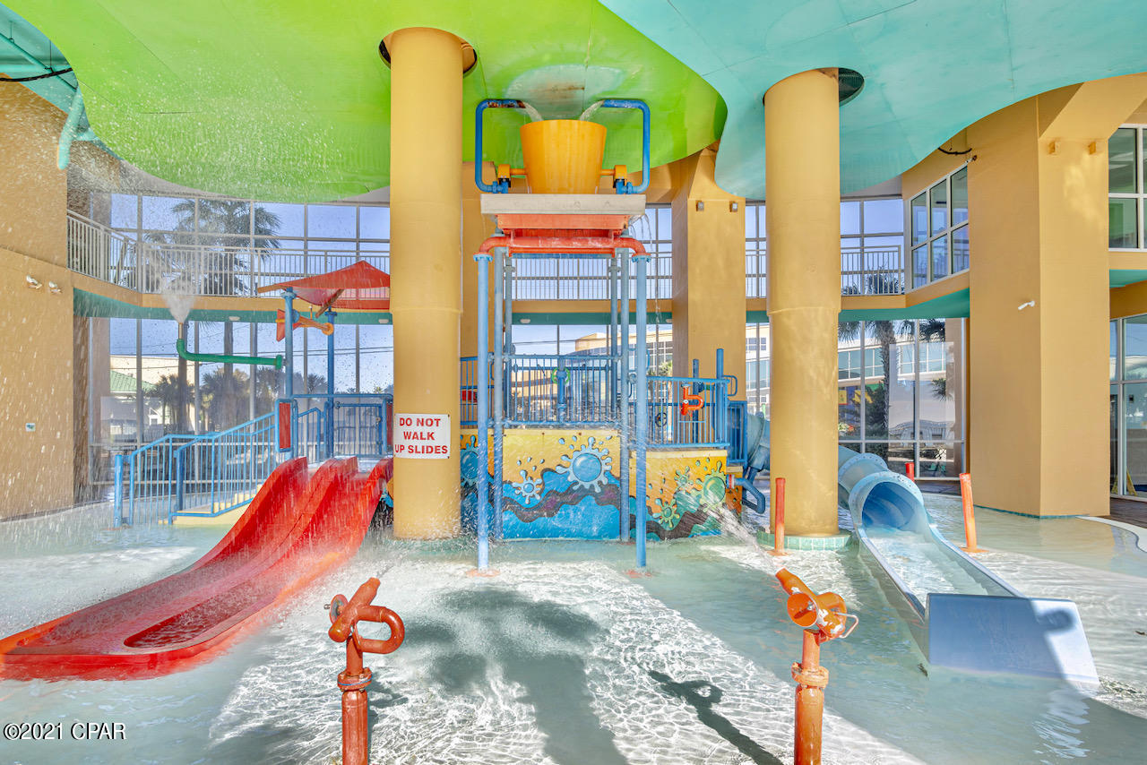 Splash Condo - Residential