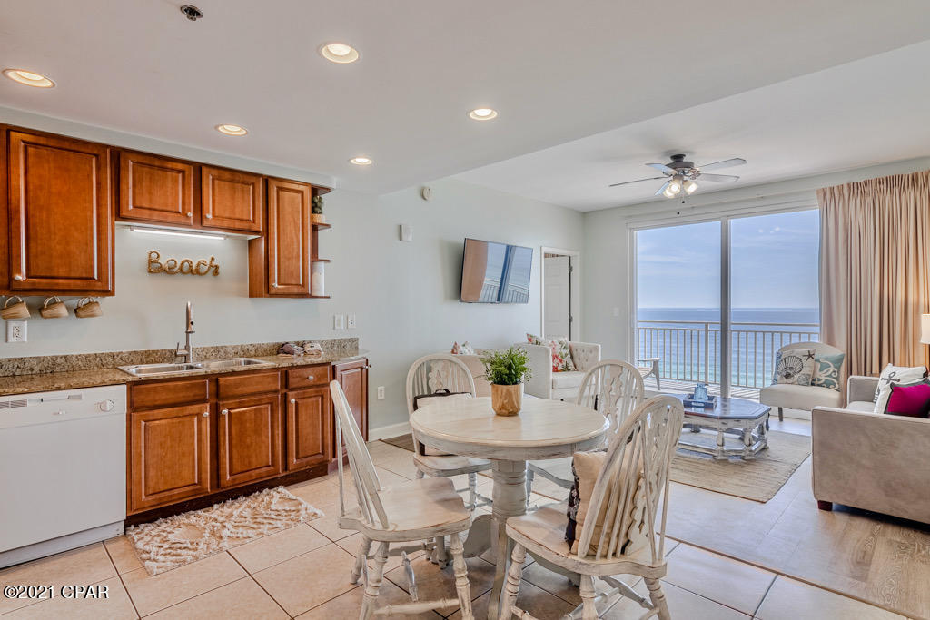 Splash Condo - Residential