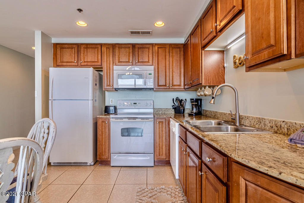 Splash Condo - Residential