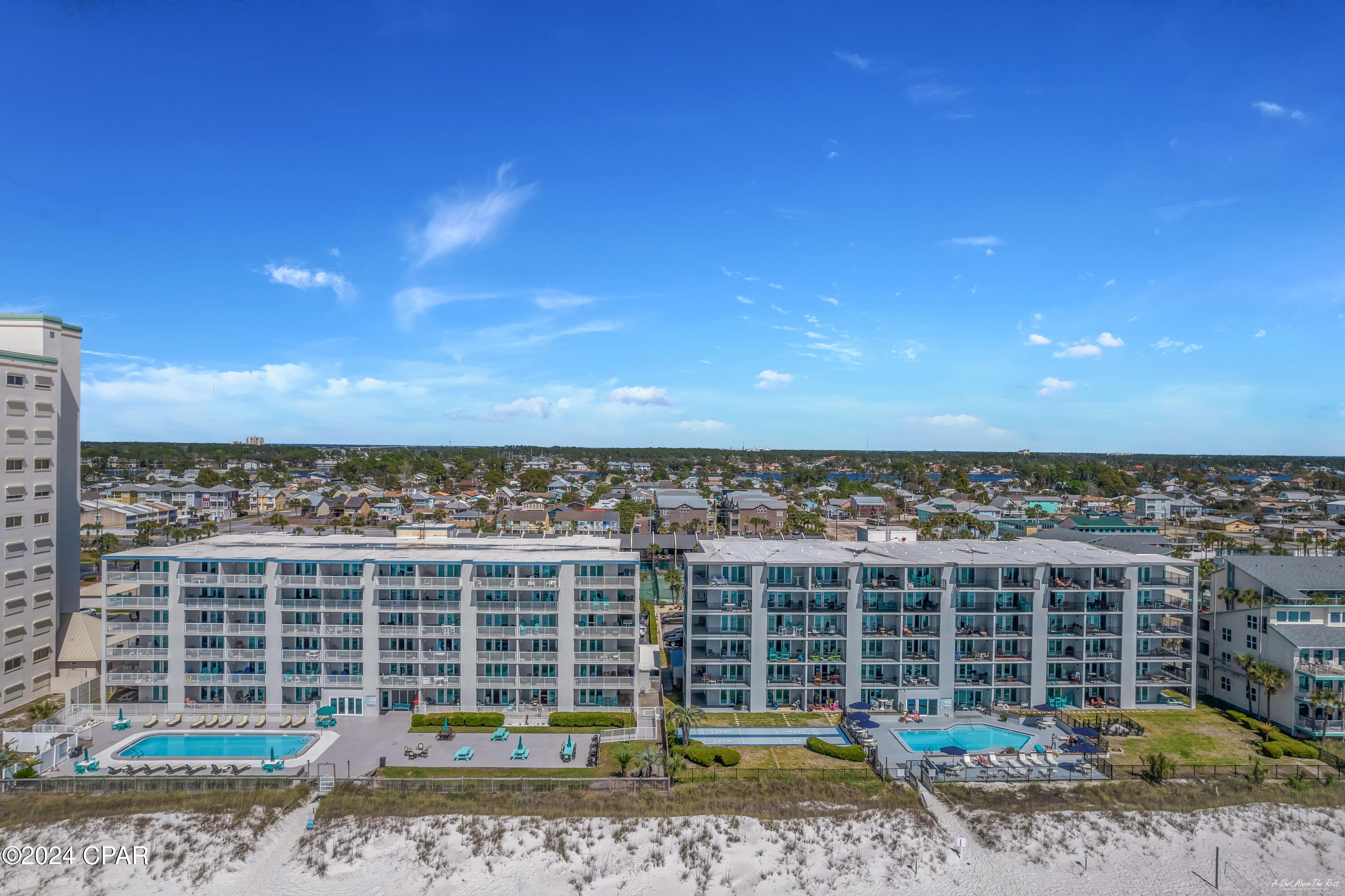 Mariner East Condo - Residential