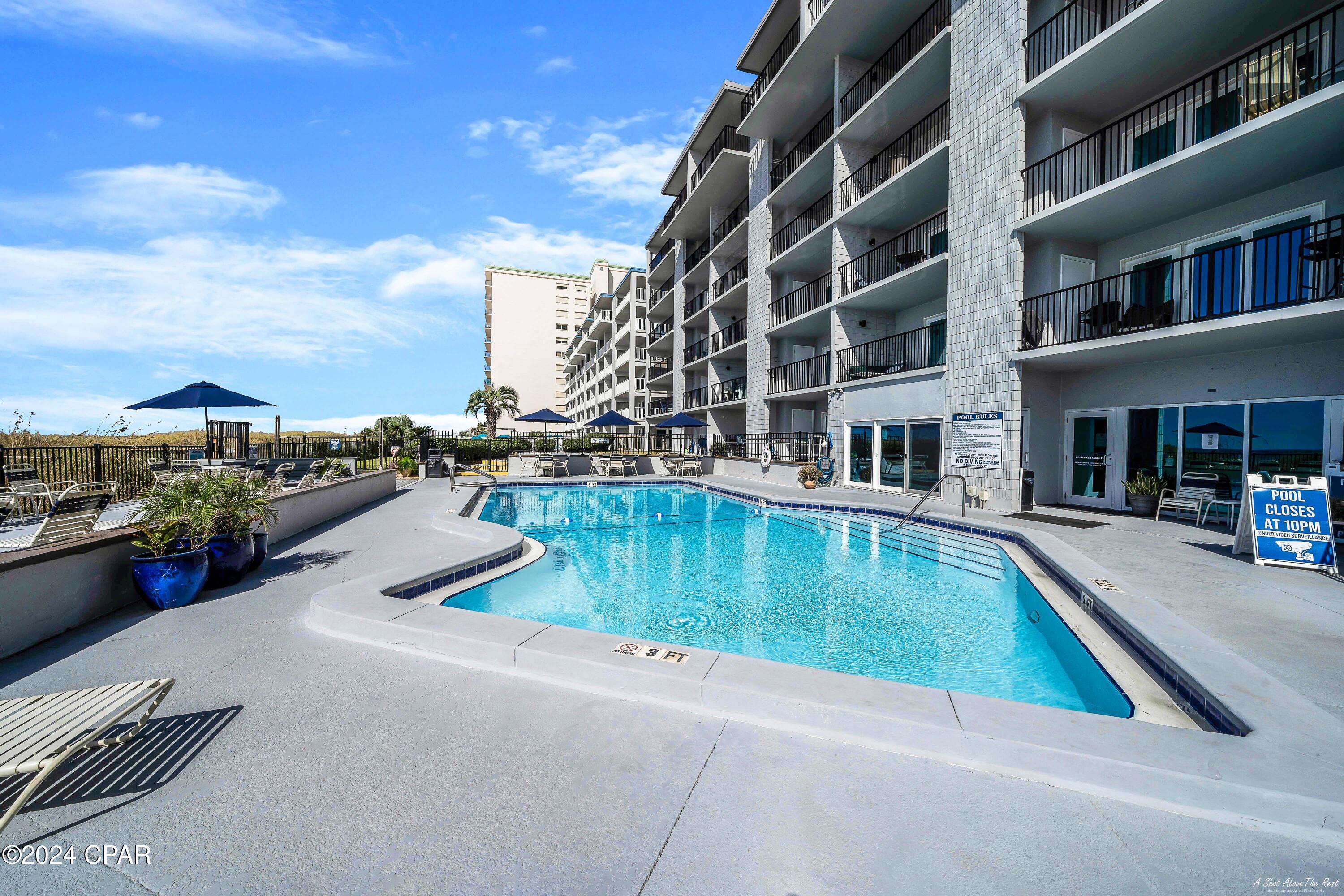 Mariner East Condo - Residential