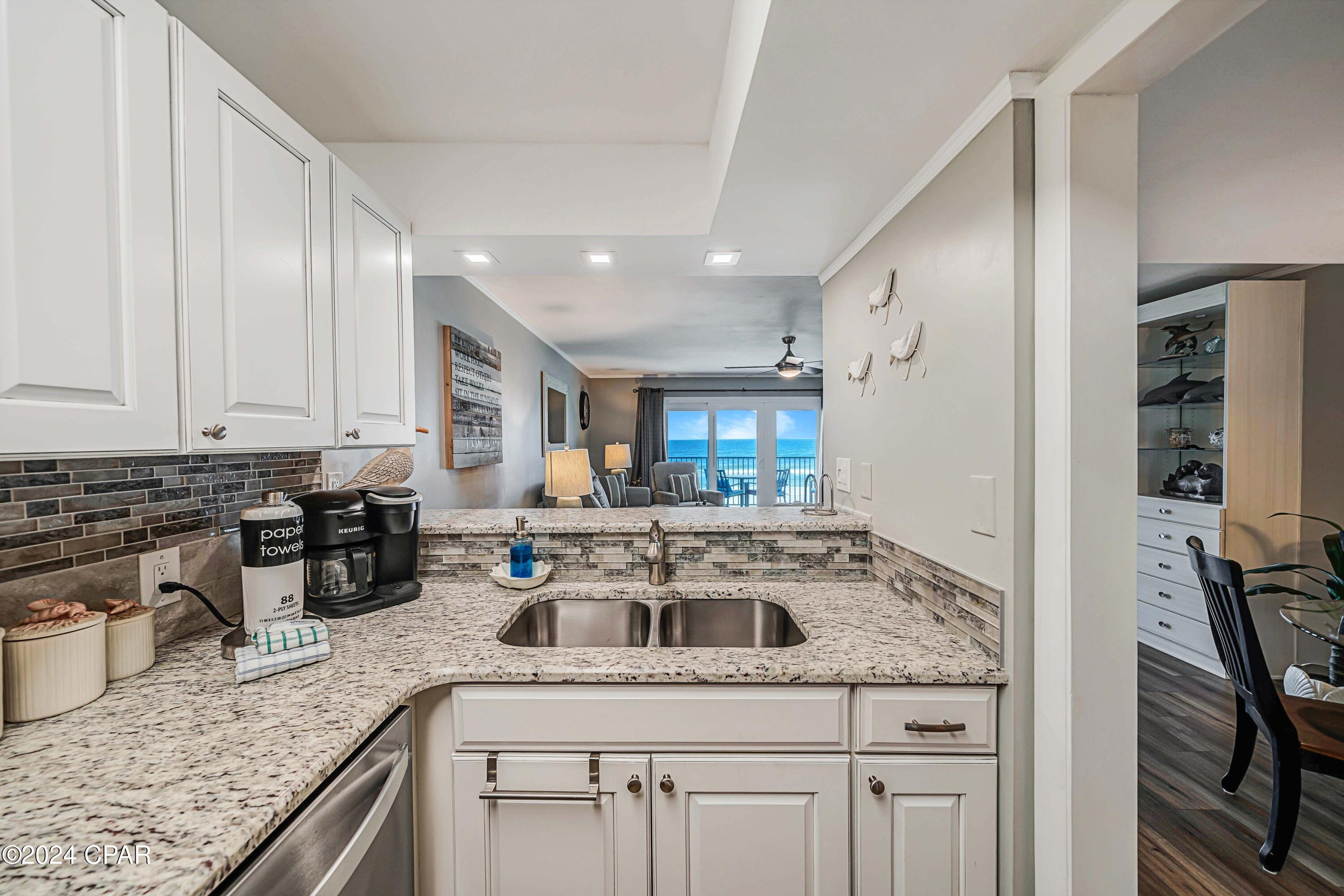 Mariner East Condo - Residential