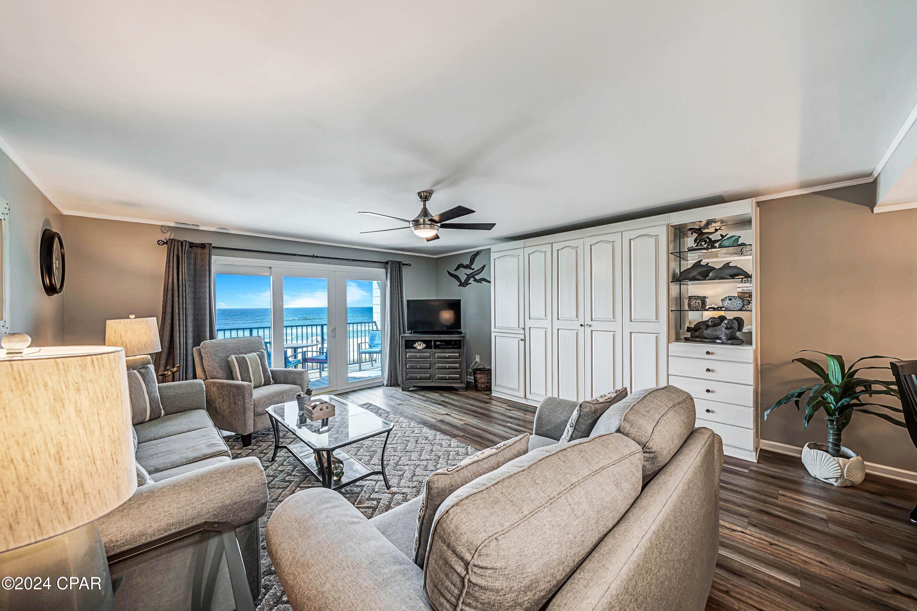 Mariner East Condo - Residential