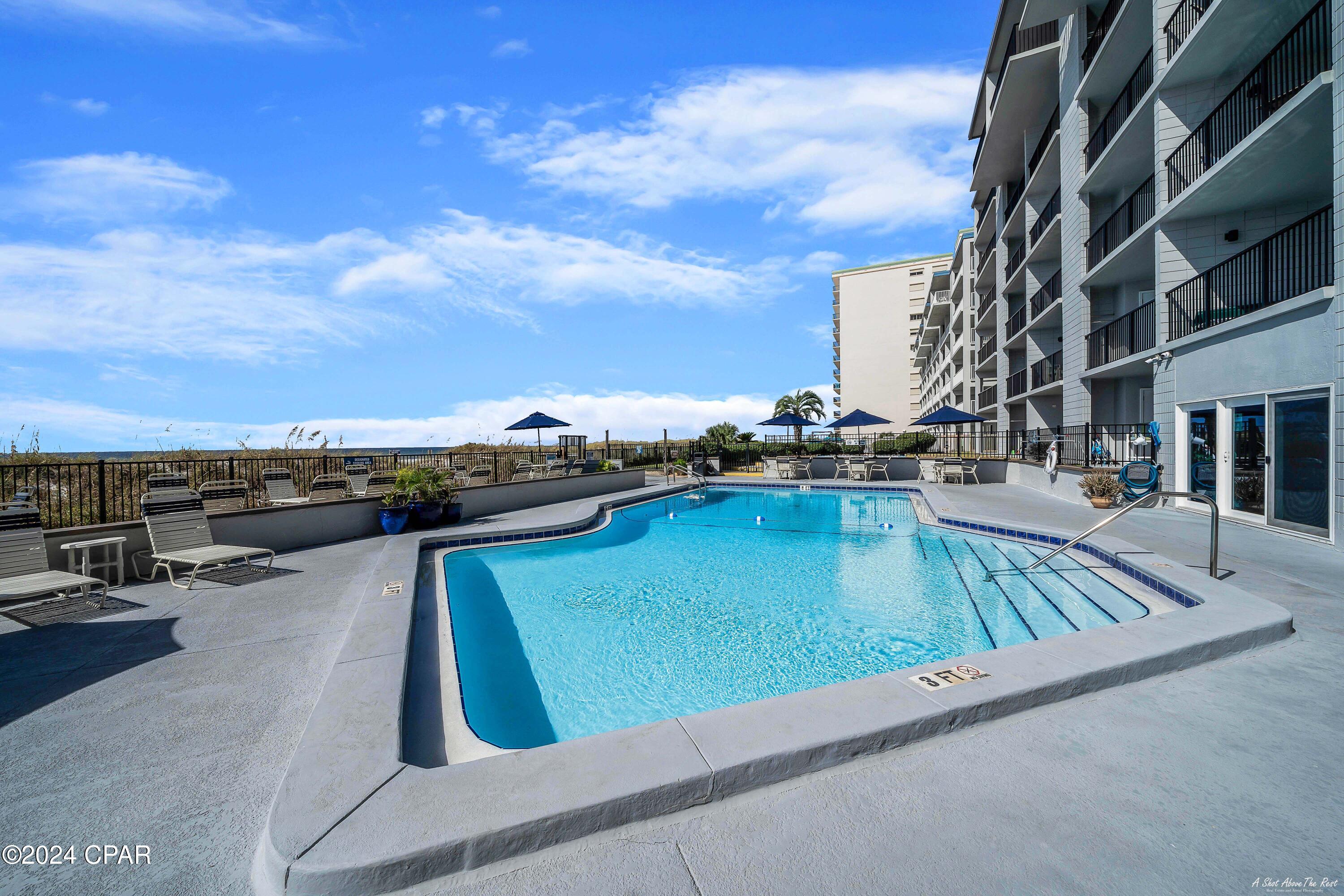 Mariner East Condo - Residential