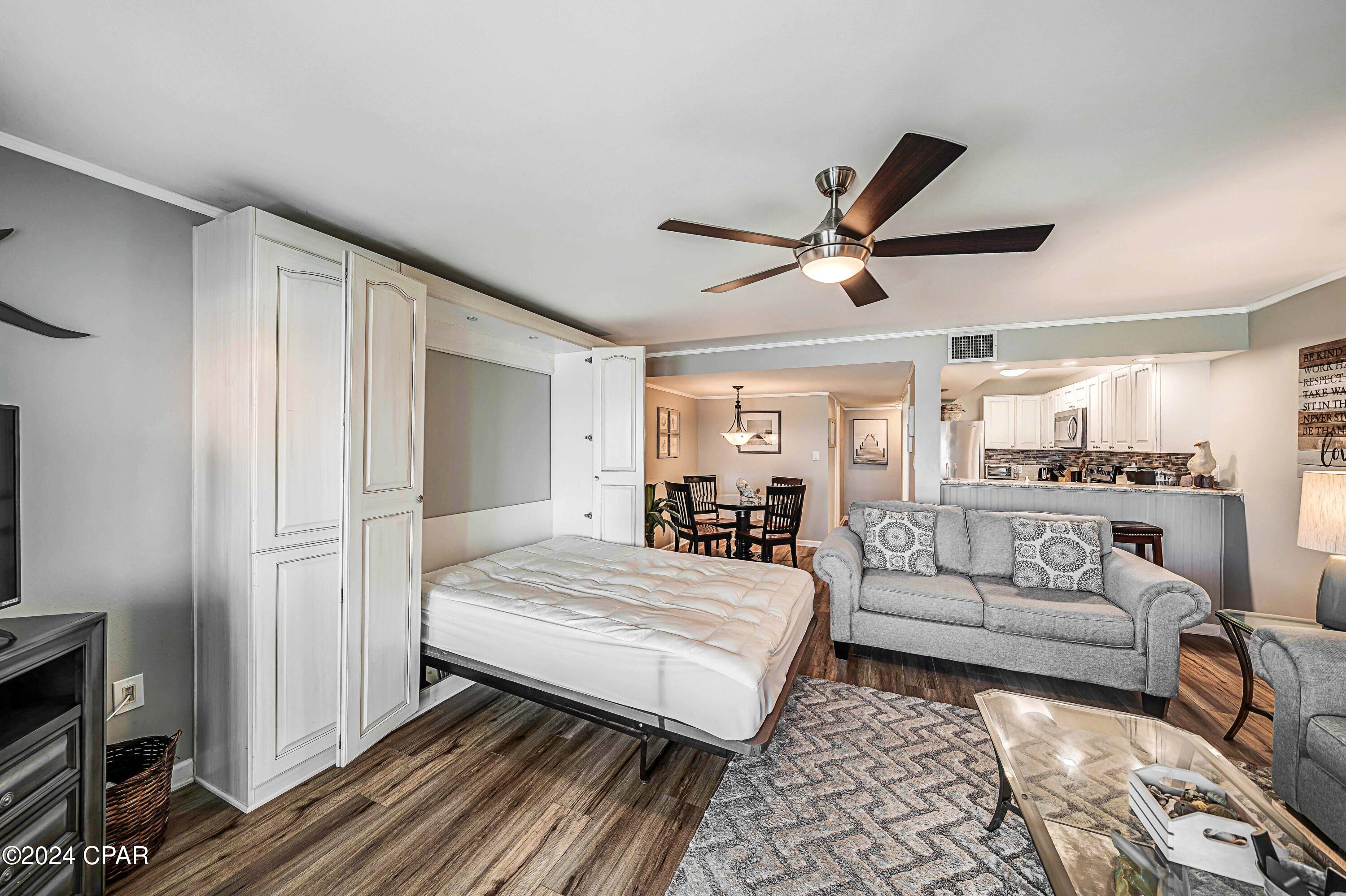 Mariner East Condo - Residential