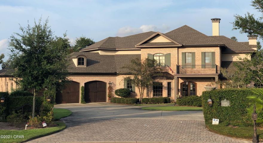 Custom-built home in the sought after Cove neighborhood. Deep waterfront with 150' waterfront, new dock, new seawall, new boat lift, new pool.