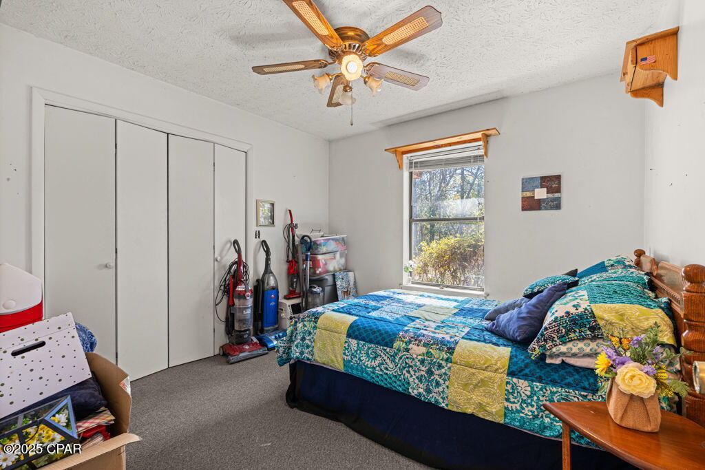 Leisure Lakes - Residential