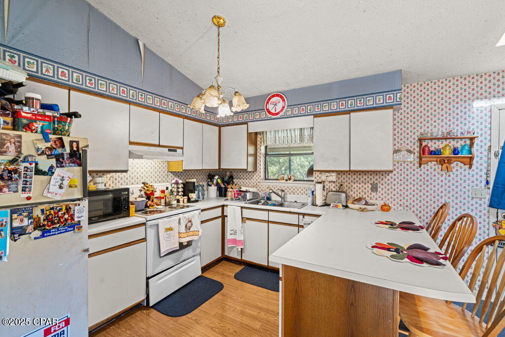 Leisure Lakes - Residential