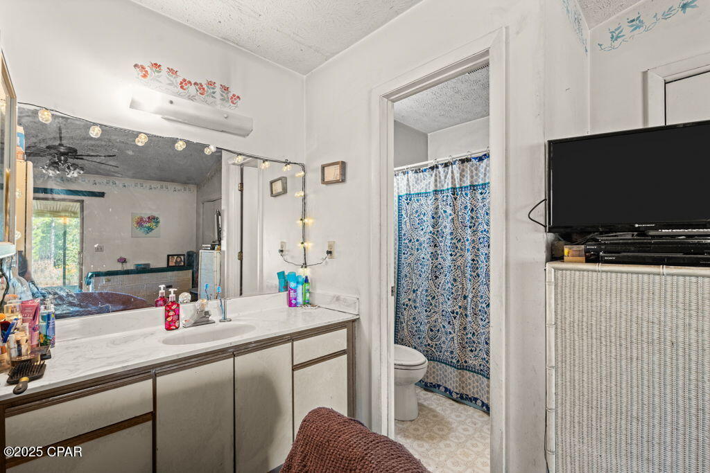 Leisure Lakes - Residential