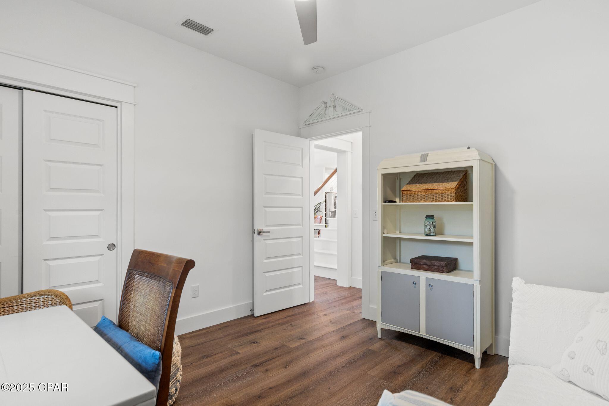 Rivercamps On Crooked Creek - Residential