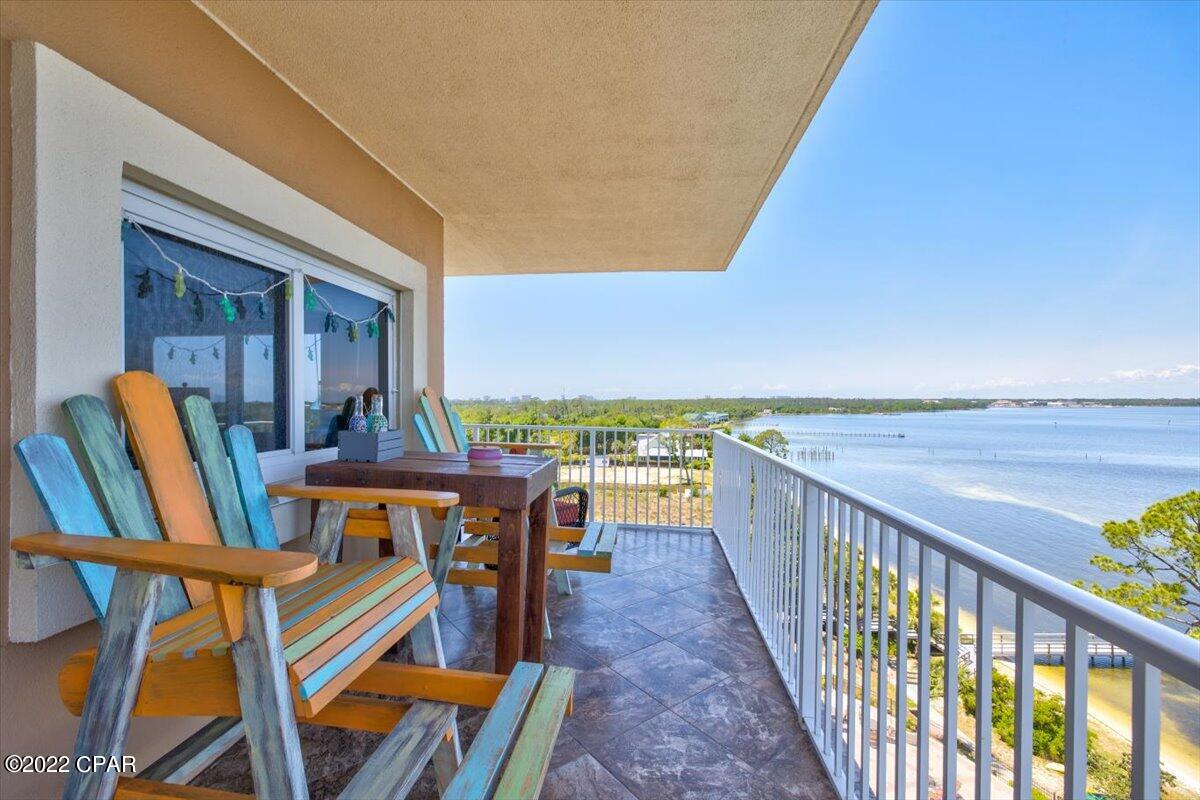 Magnolia Bay Club - Residential