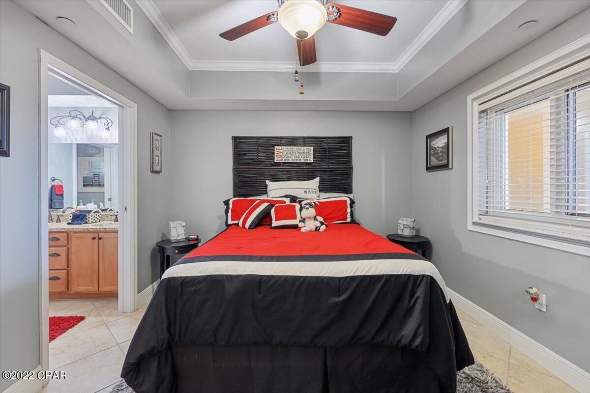 Magnolia Bay Club - Residential