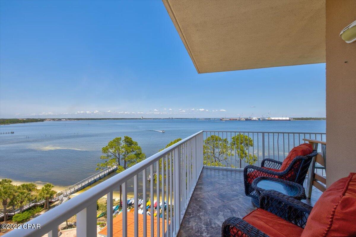 Magnolia Bay Club - Residential