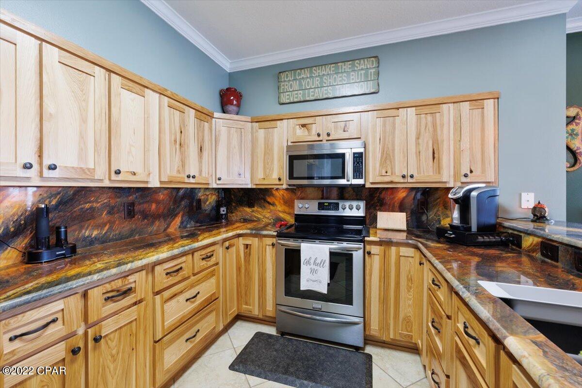 Magnolia Bay Club - Residential