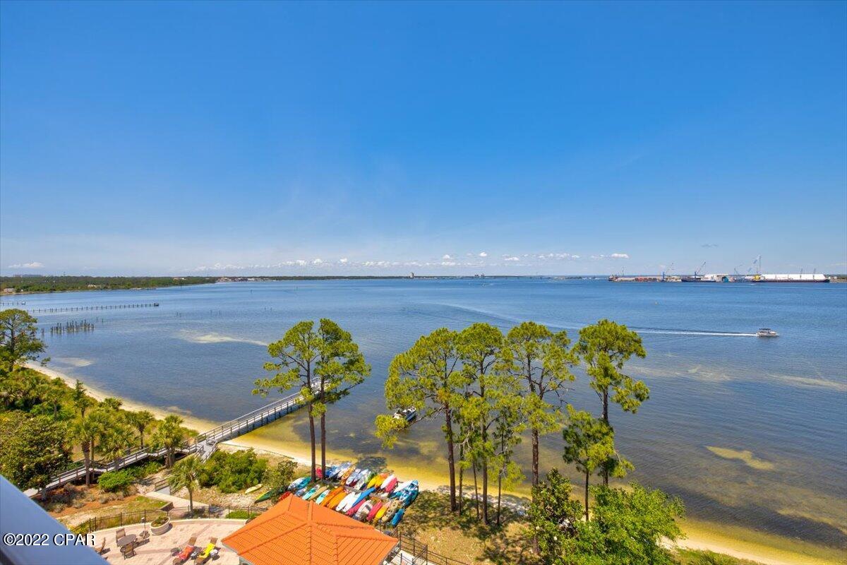 Magnolia Bay Club - Residential