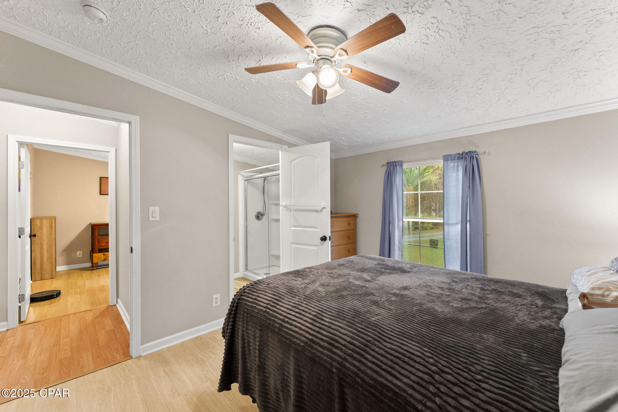 Moon Court - Residential