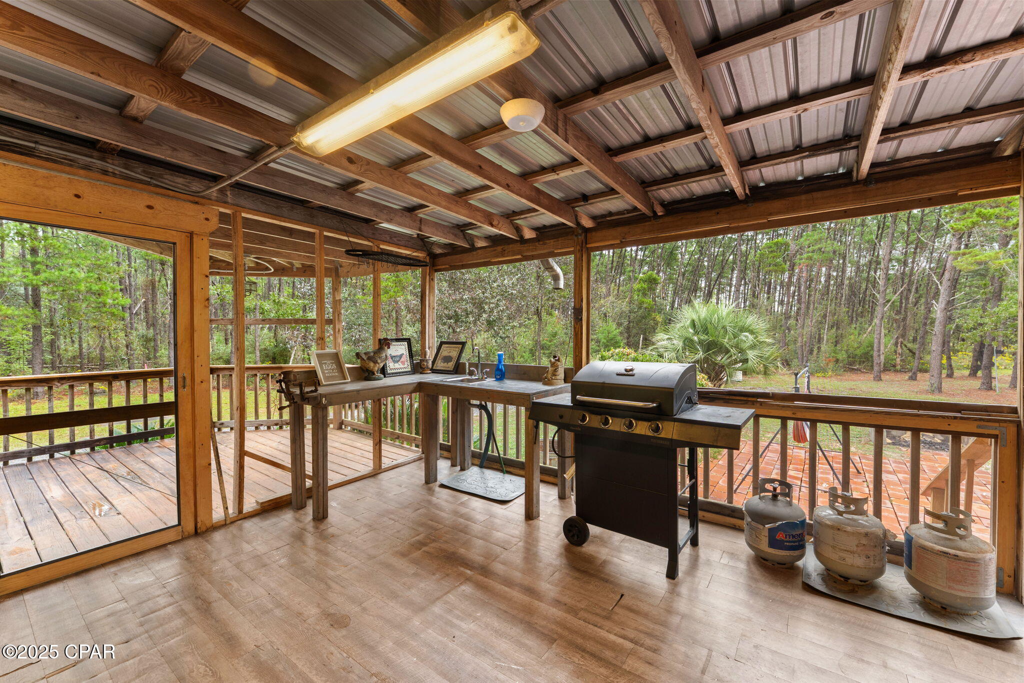 Moon Court - Residential