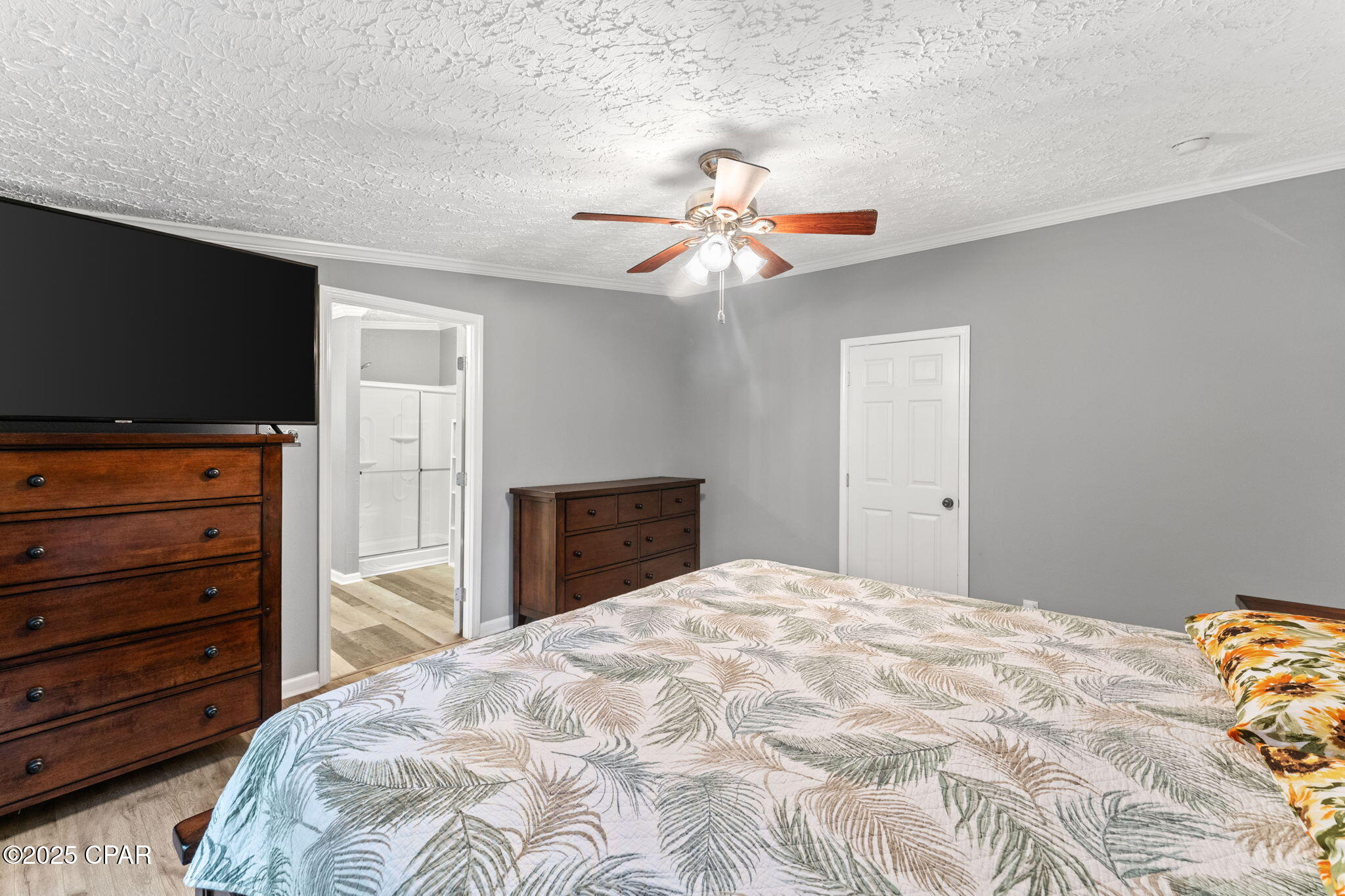 Moon Court - Residential