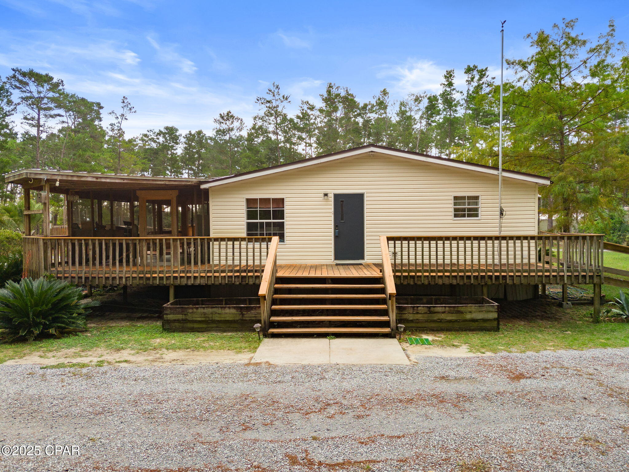 Moon Court - Residential