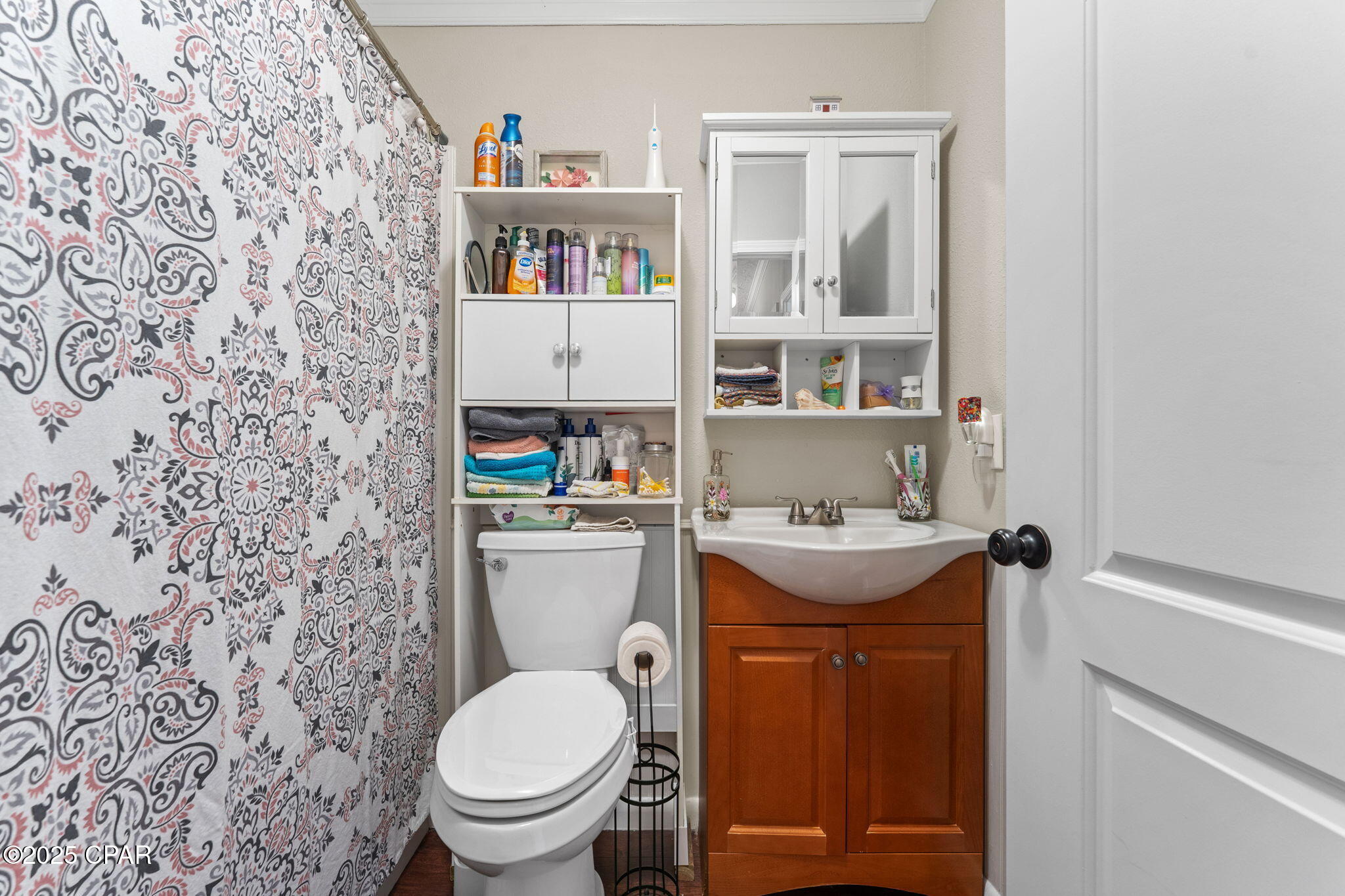 Moon Court - Residential