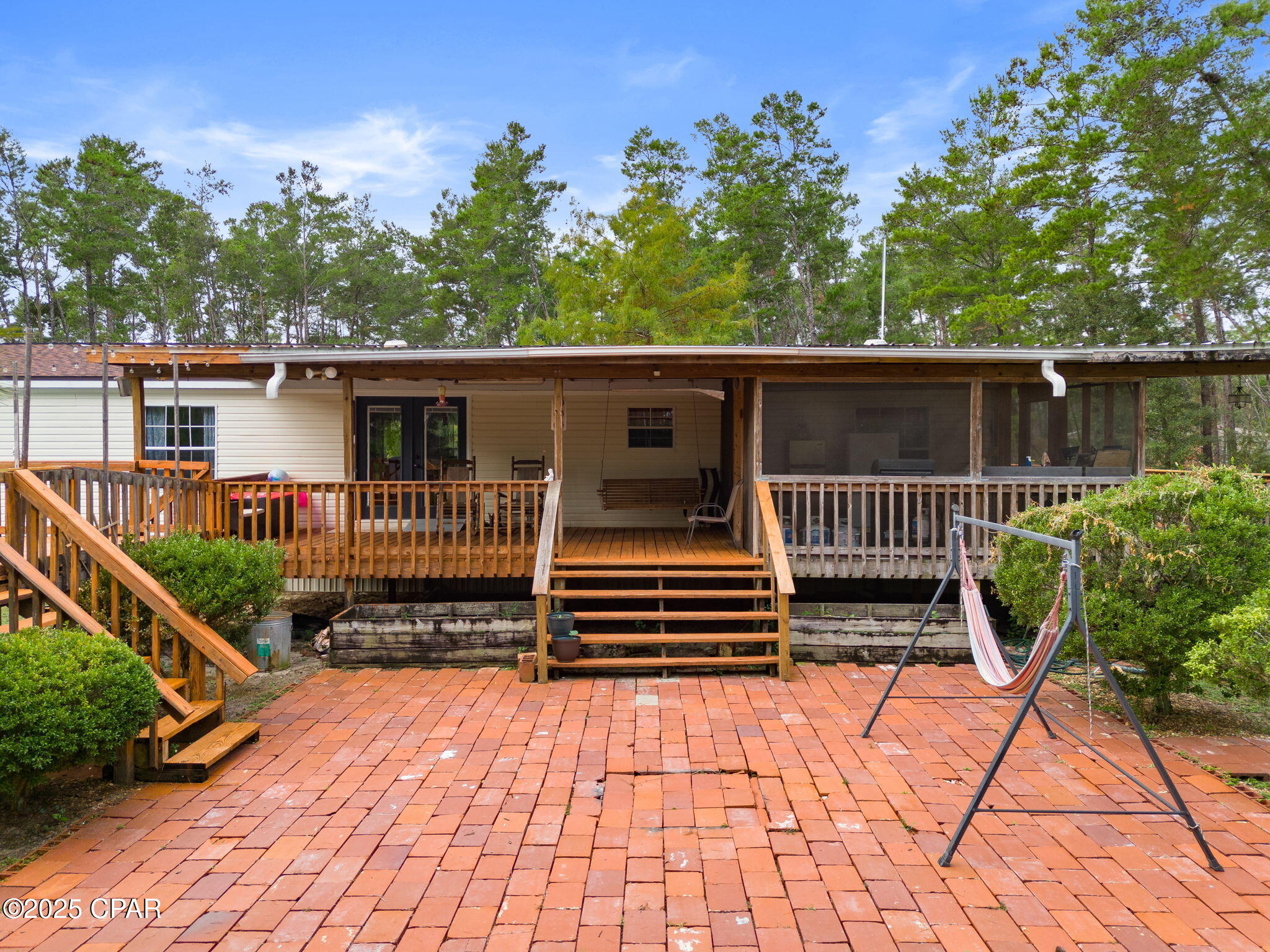 Moon Court - Residential