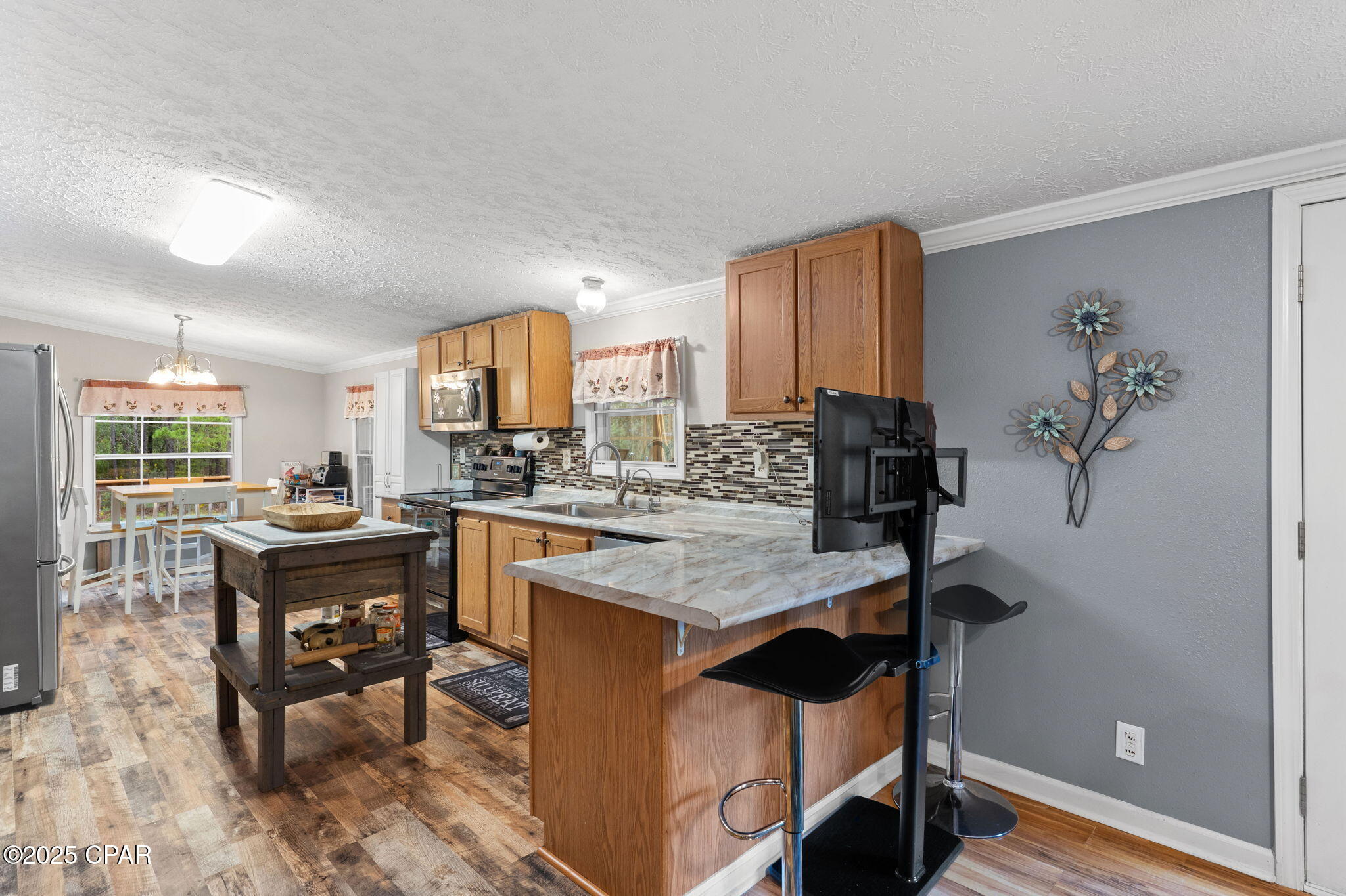 Moon Court - Residential