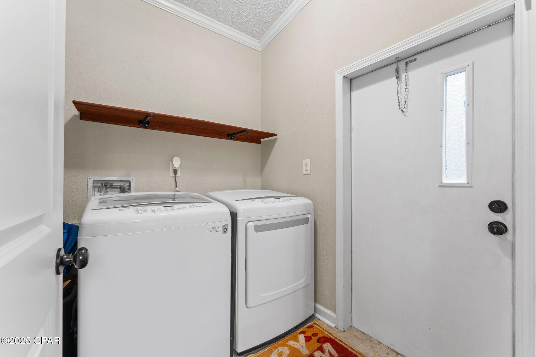 Moon Court - Residential