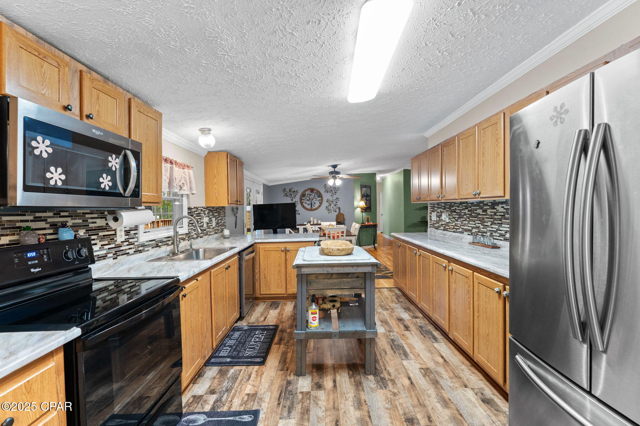 Moon Court - Residential