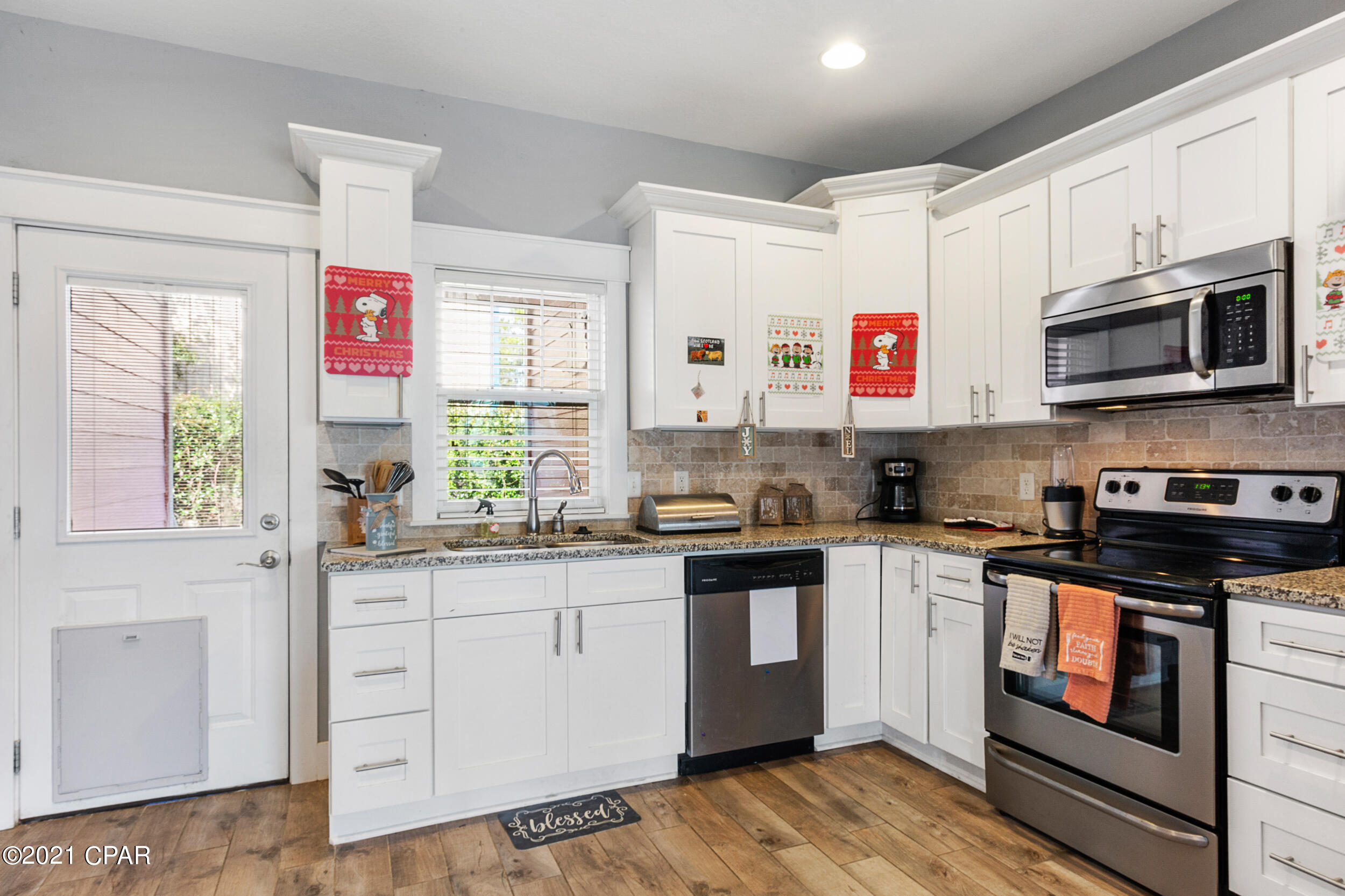 Paradise Grove - Residential