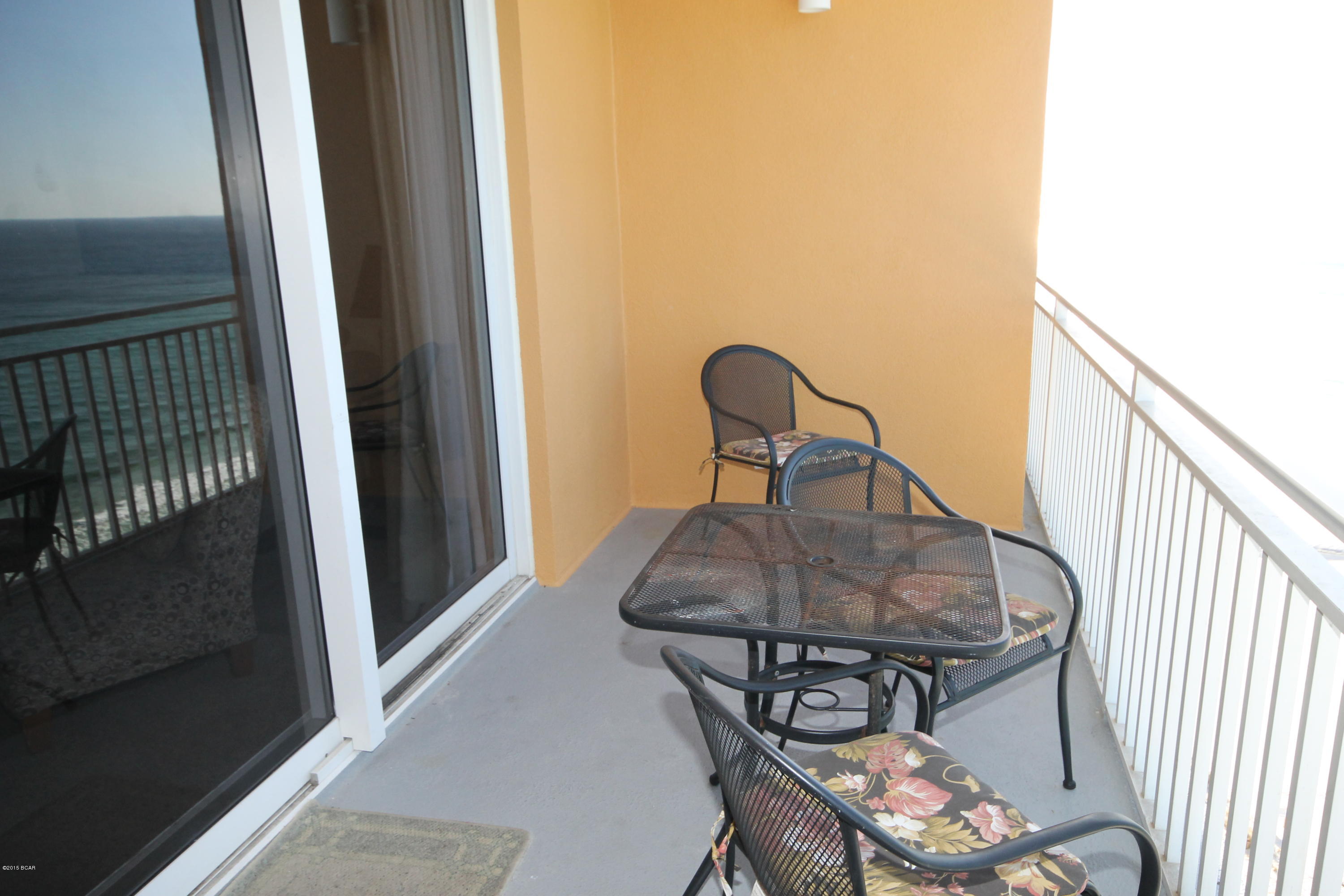 Splash Condo - Residential
