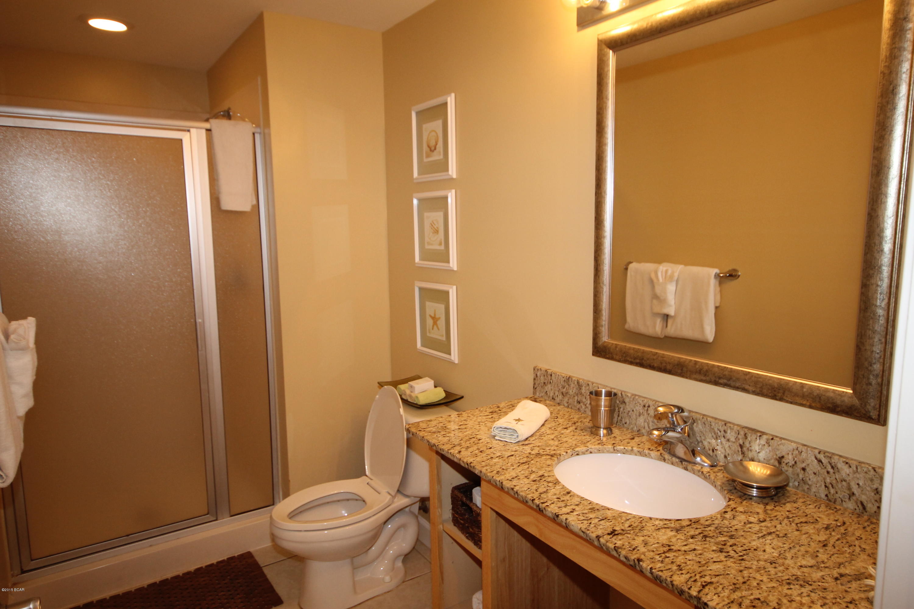 Splash Condo - Residential