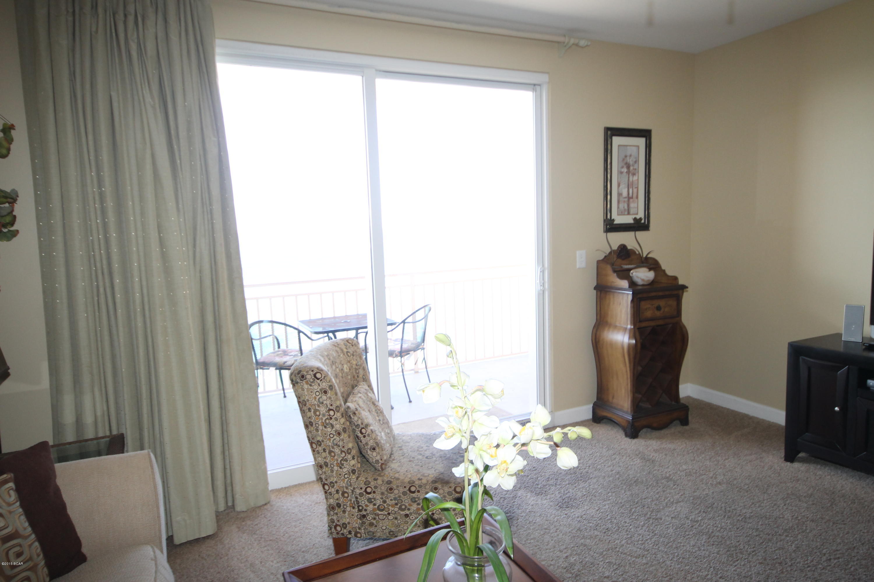 Splash Condo - Residential