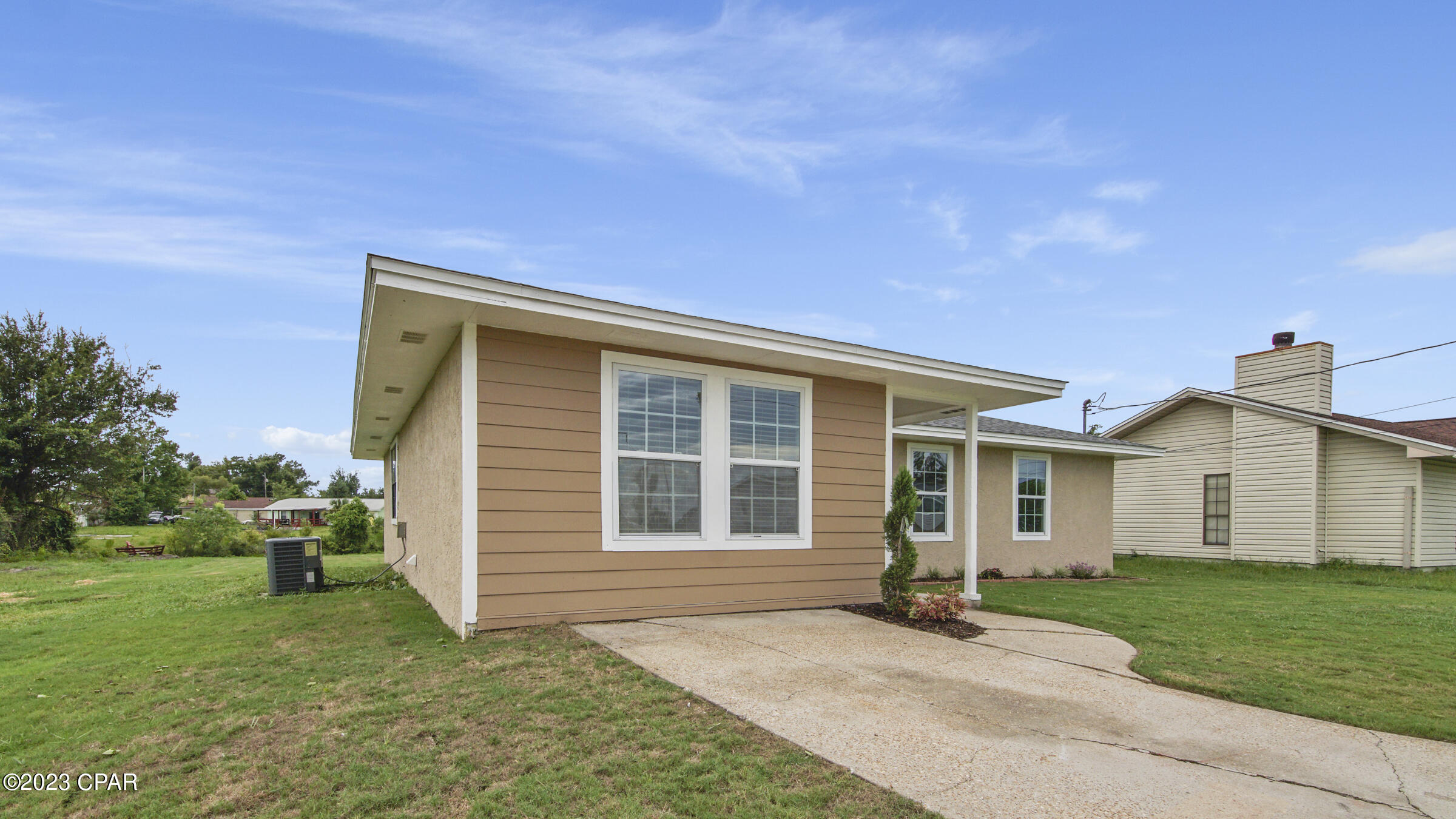 Towne & Country Lake Estates - Residential