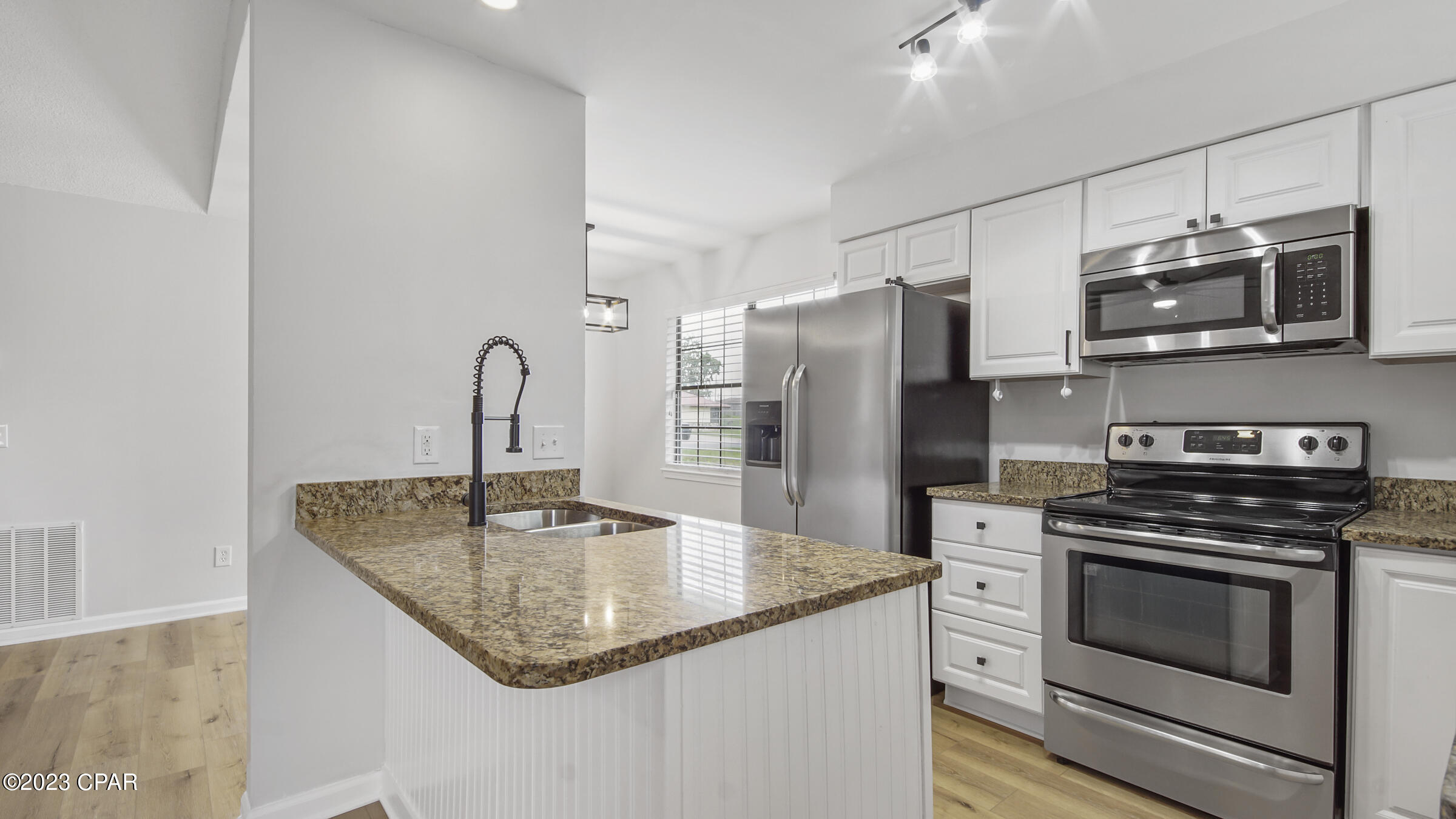 Towne & Country Lake Estates - Residential