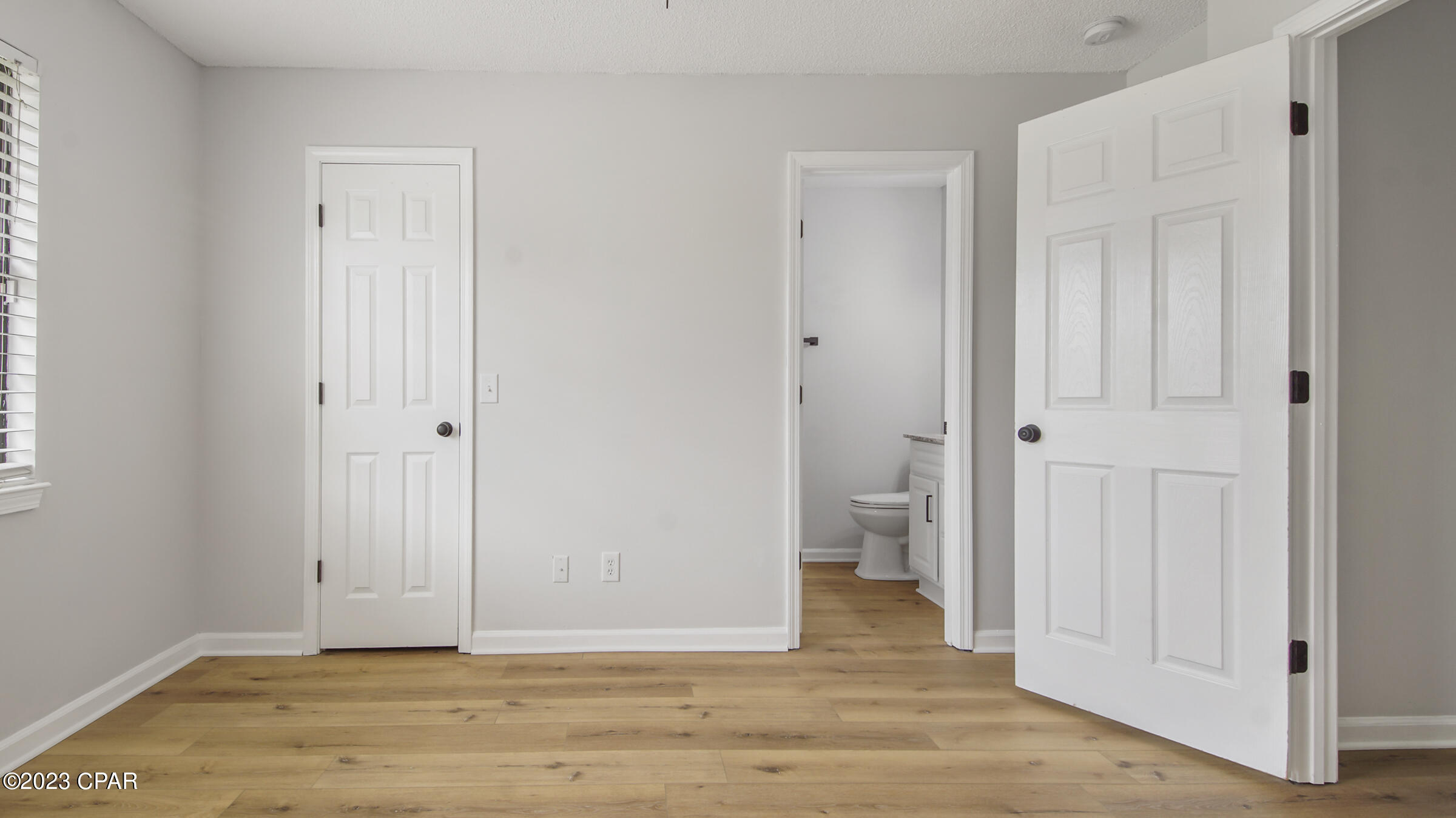 Towne & Country Lake Estates - Residential