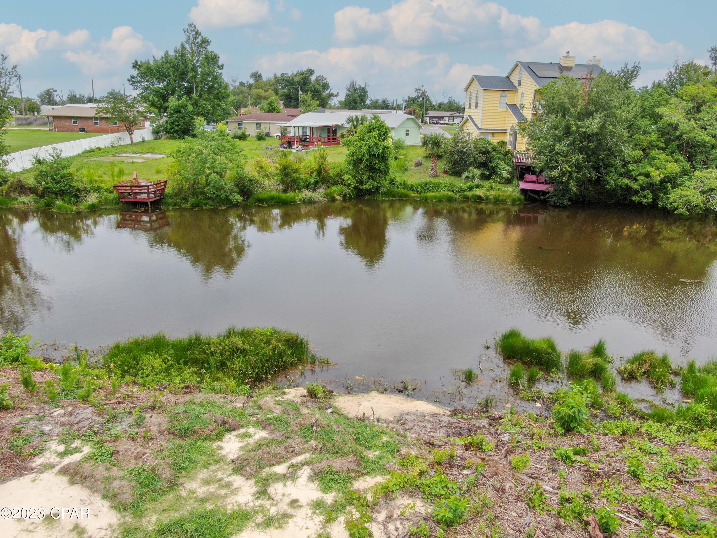 Towne & Country Lake Estates - Residential