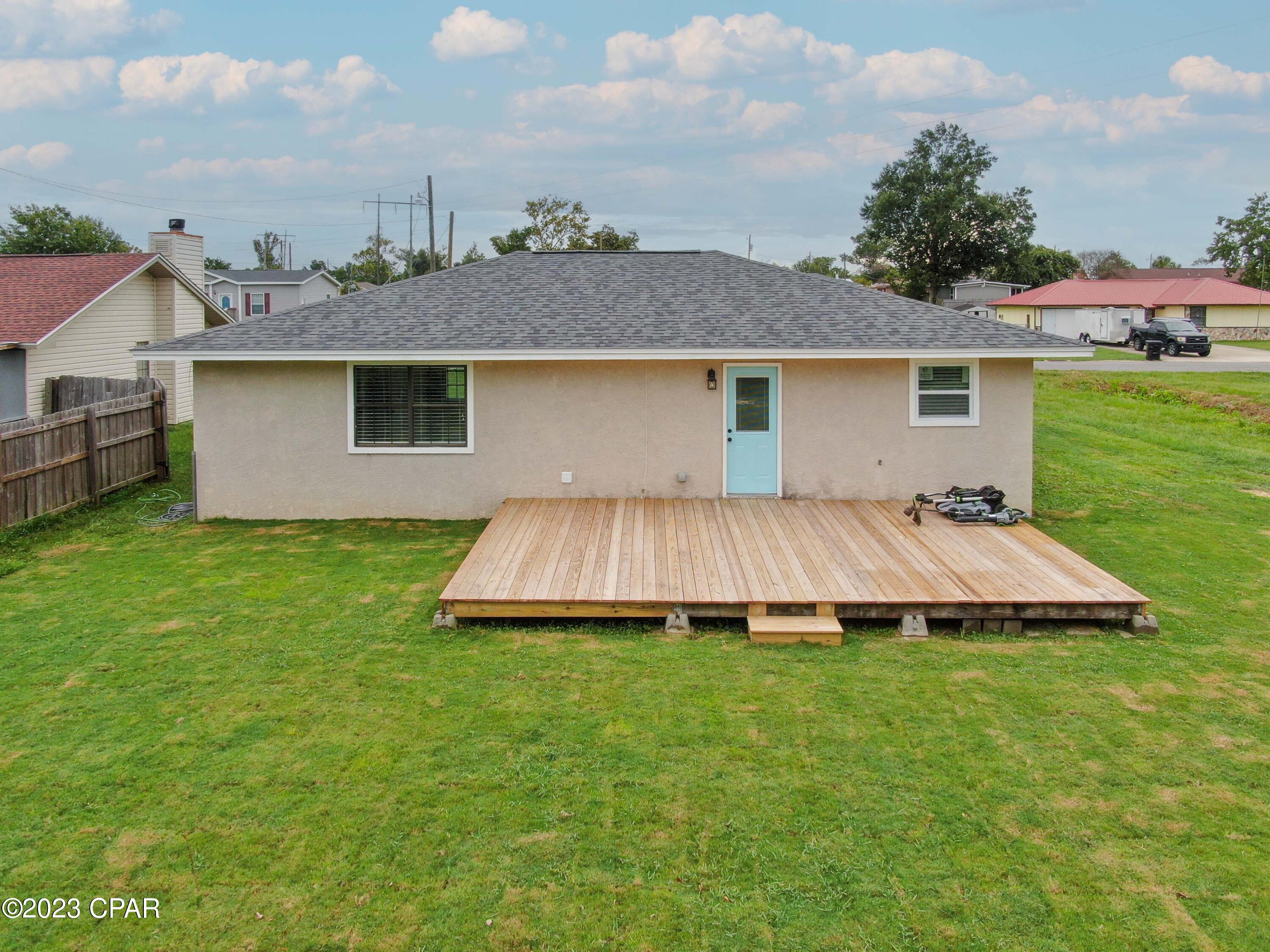 Towne & Country Lake Estates - Residential