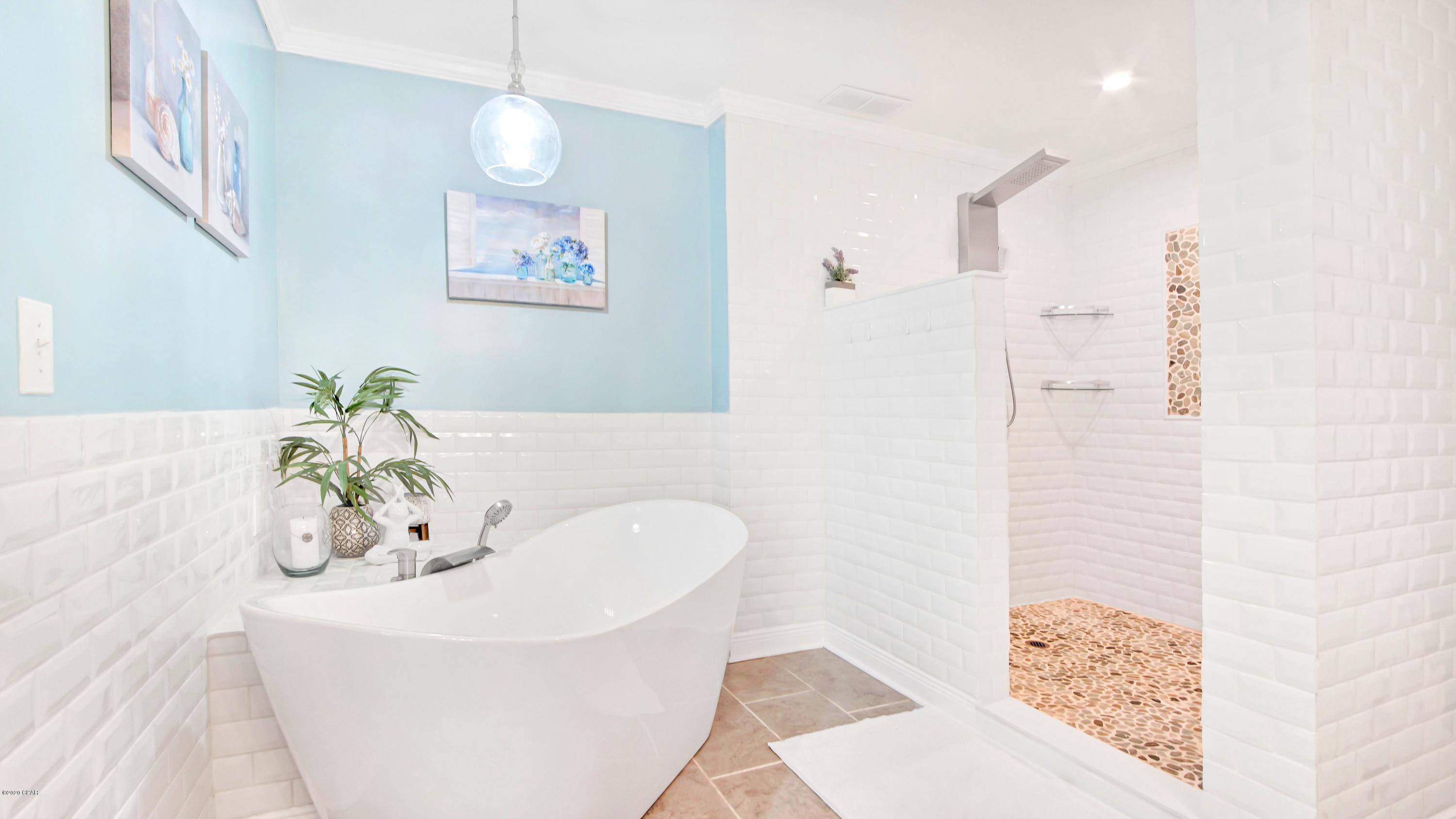 Baywood Shores Est Unit 5 - Residential