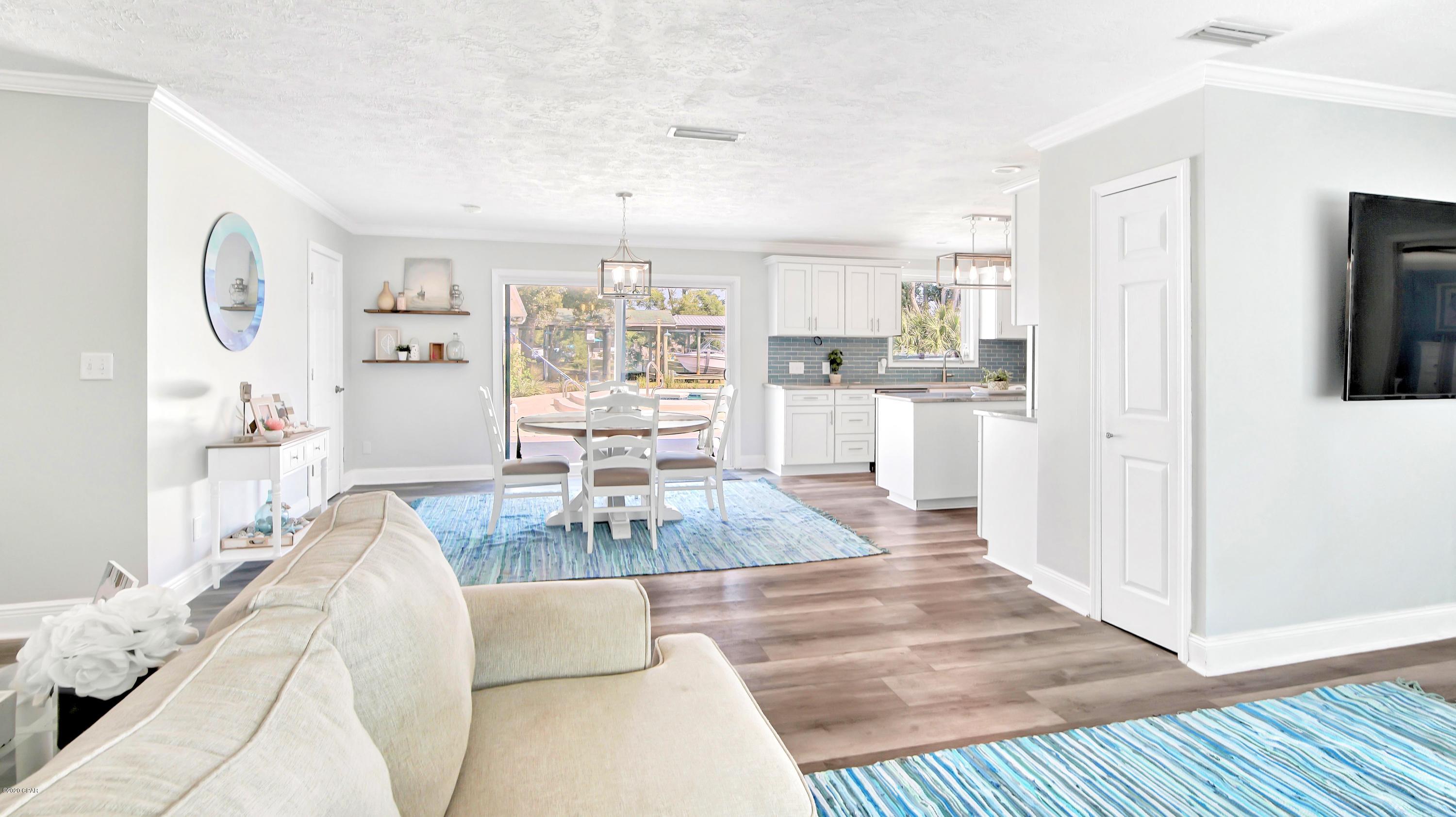 Baywood Shores Est Unit 5 - Residential