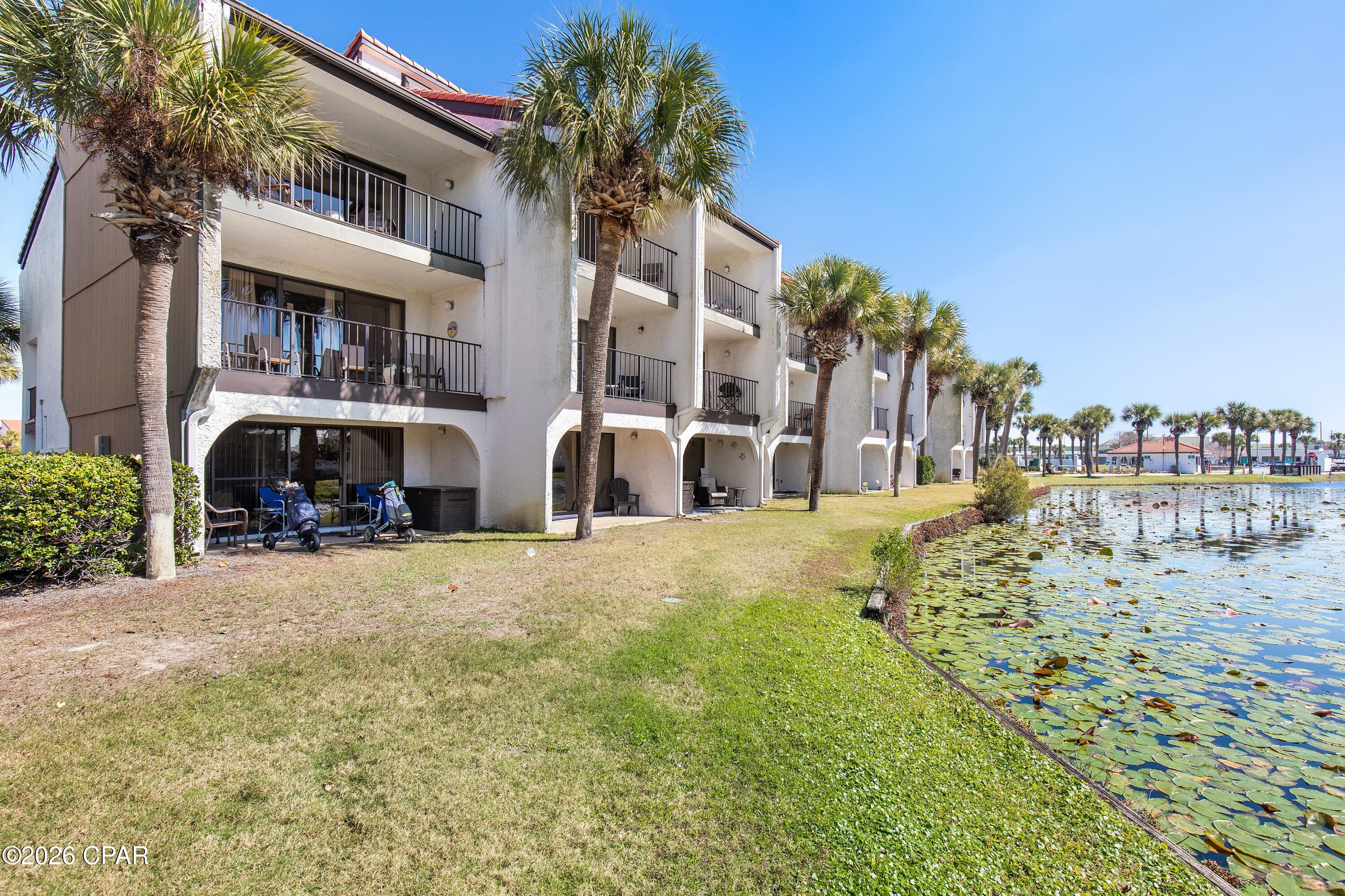 Edgewater Golf Villas 1 - Residential