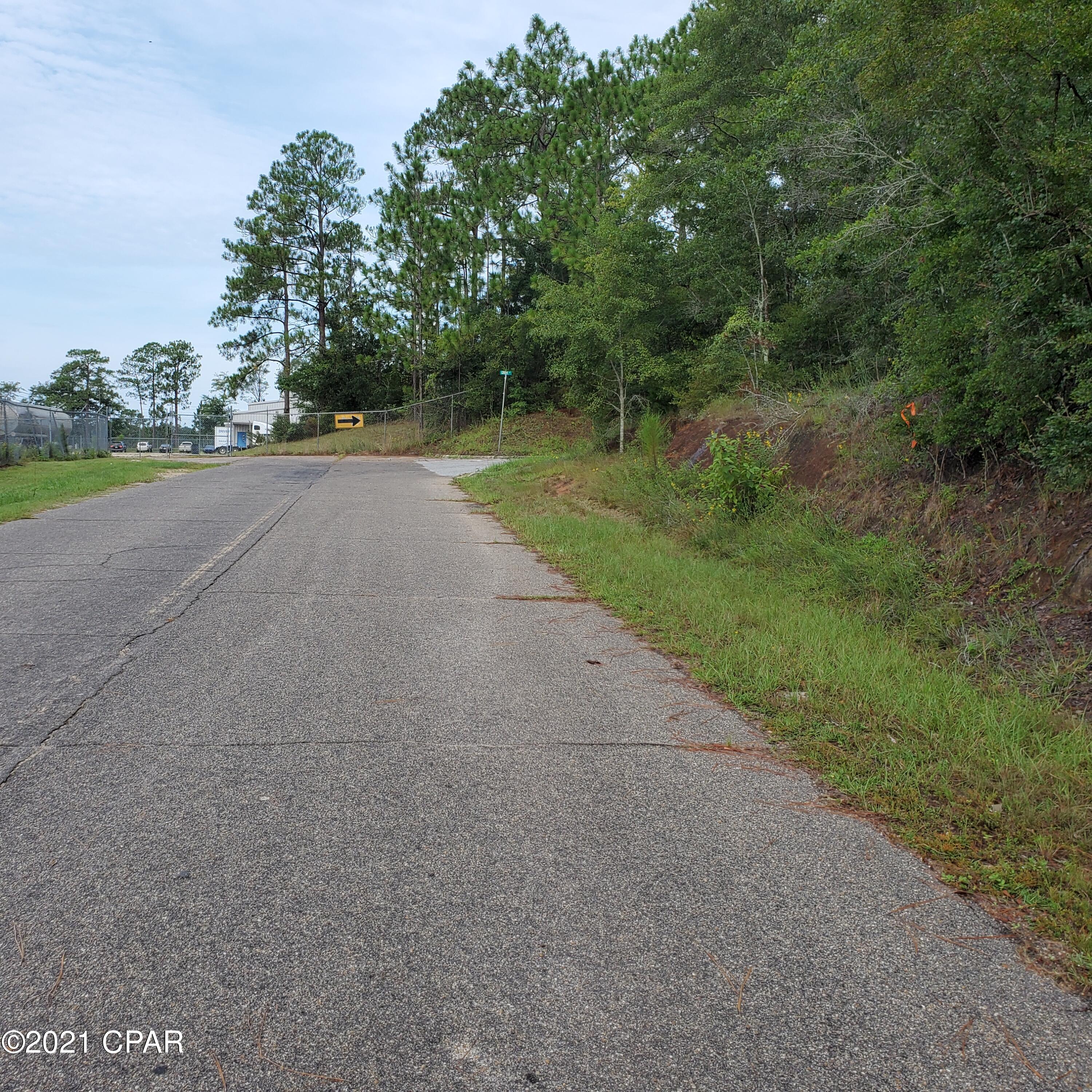 [No Recorded Subdiv] - Land