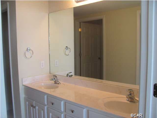 Hibiscus By The Bay - Residential Lease