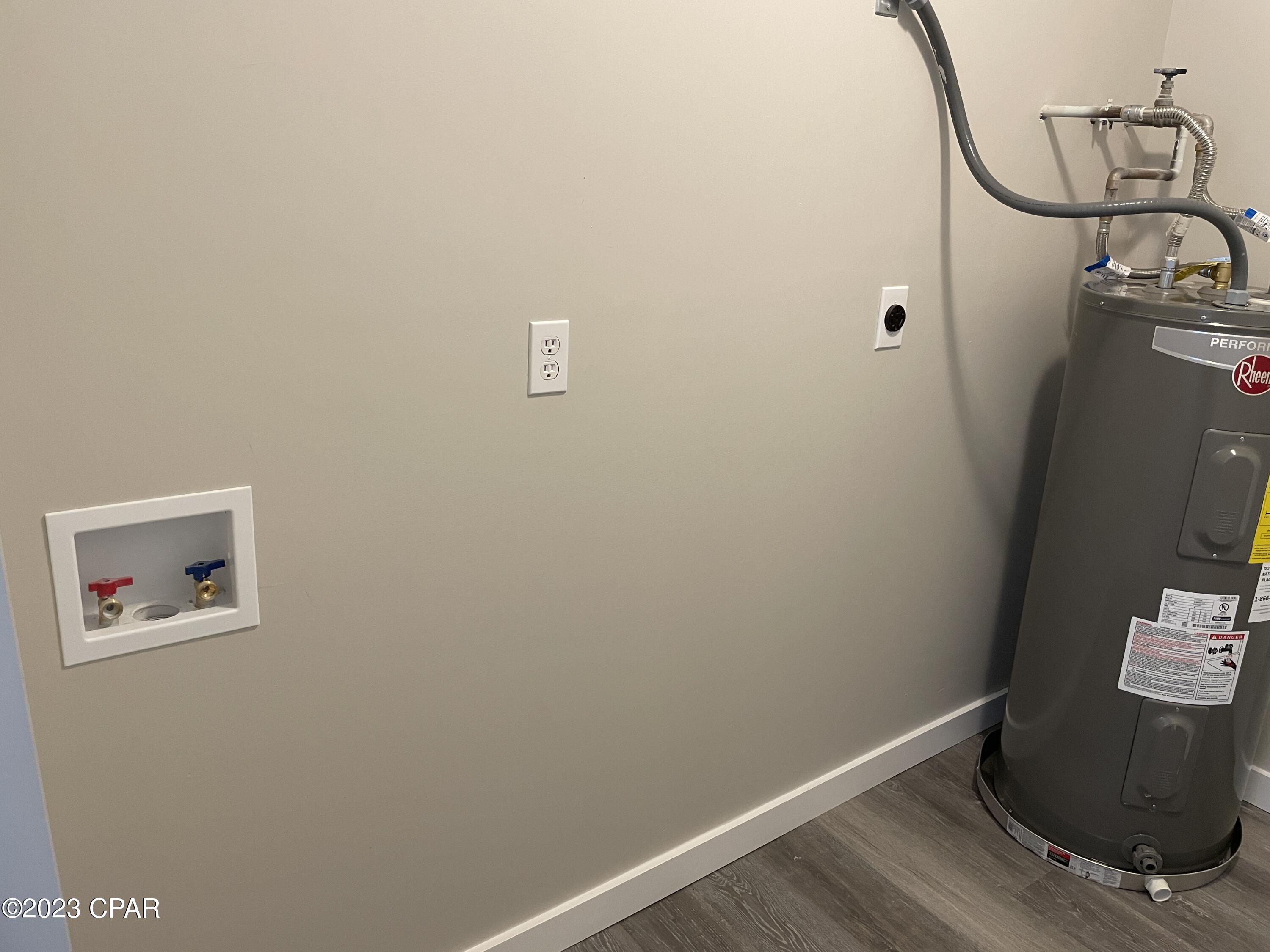 [No Recorded Subdiv] - Residential Lease