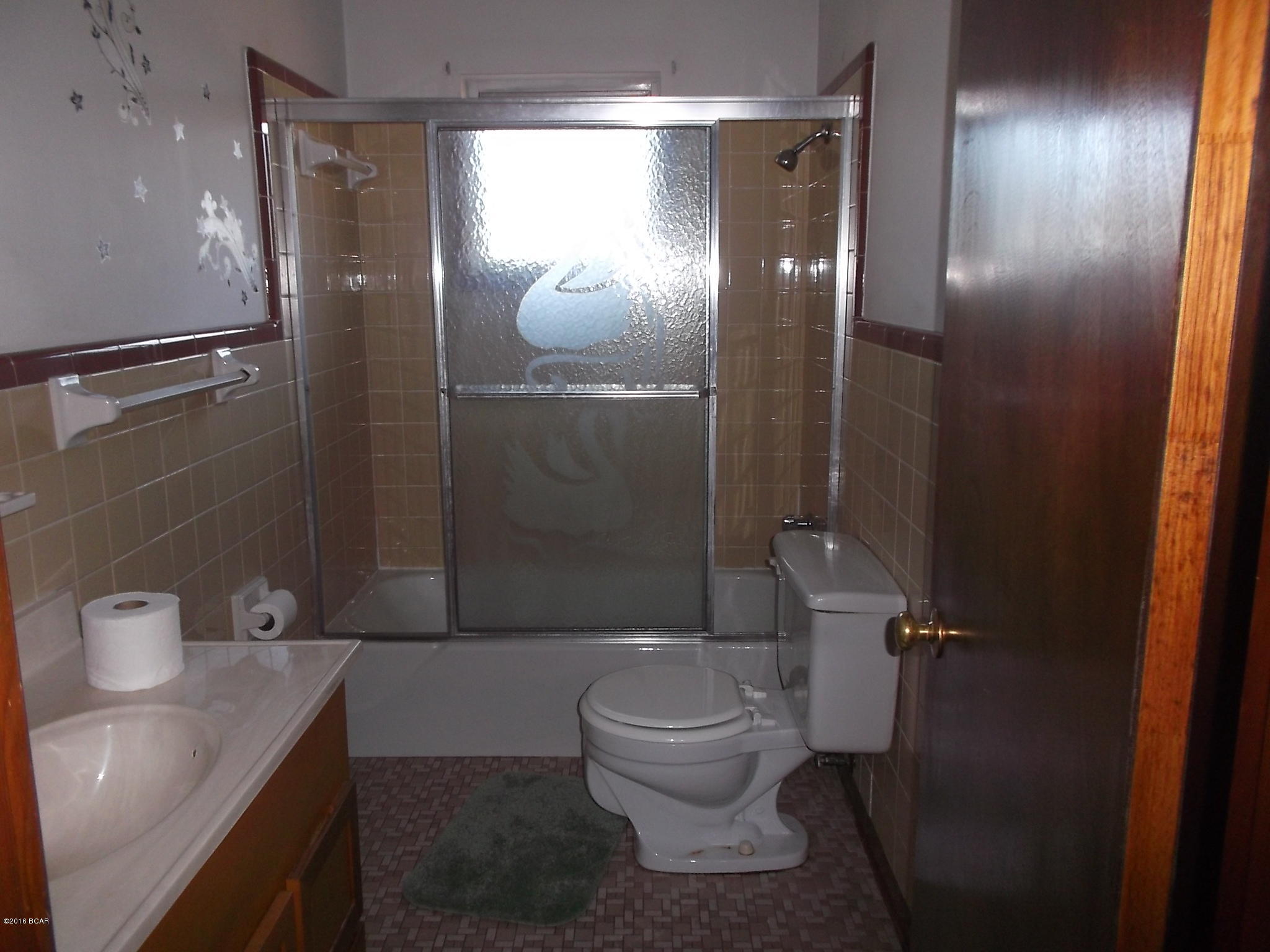 Register, E.B. 2nd - Residential Lease